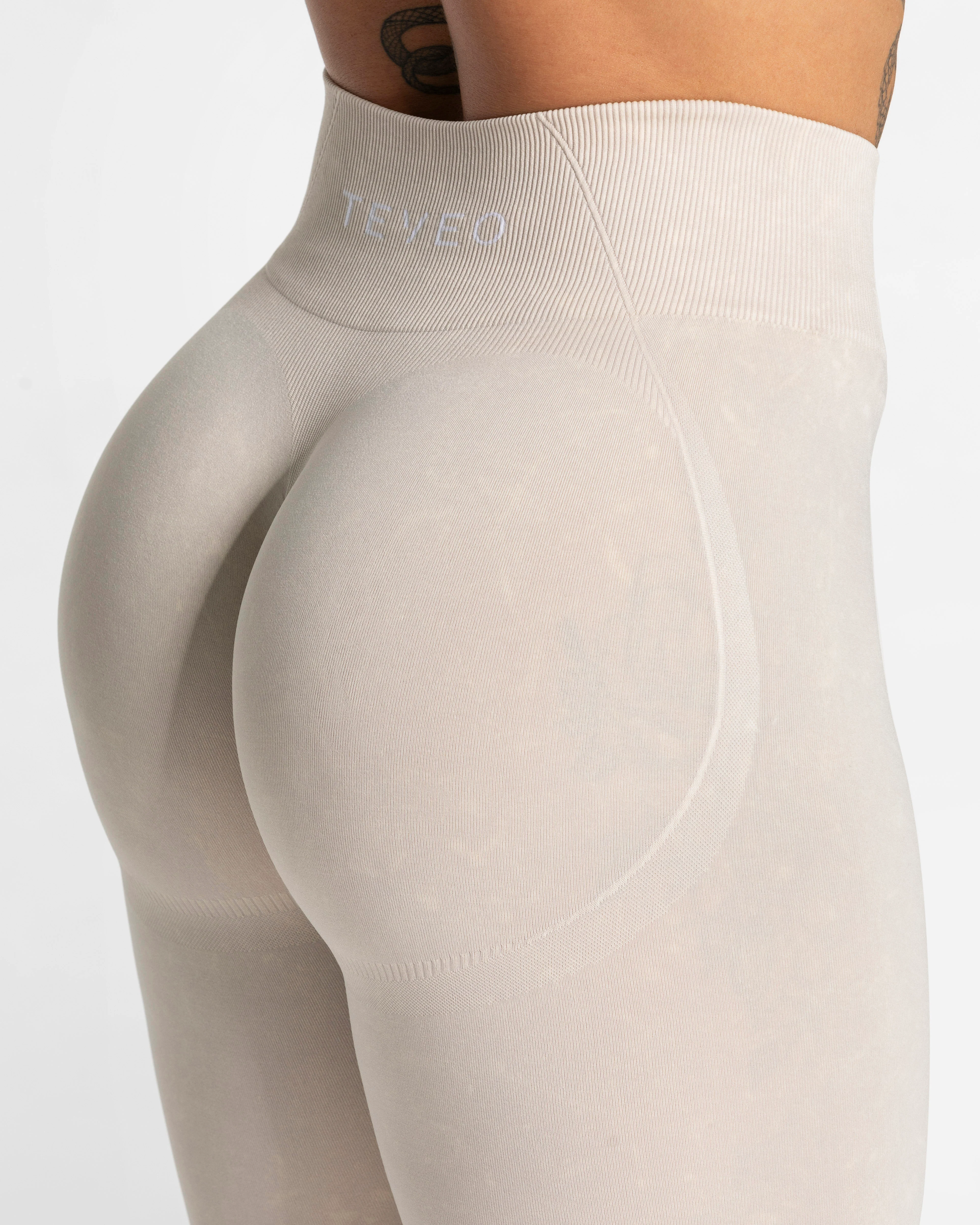 Acid Covert Scrunch Leggings "Sand" - Image 4