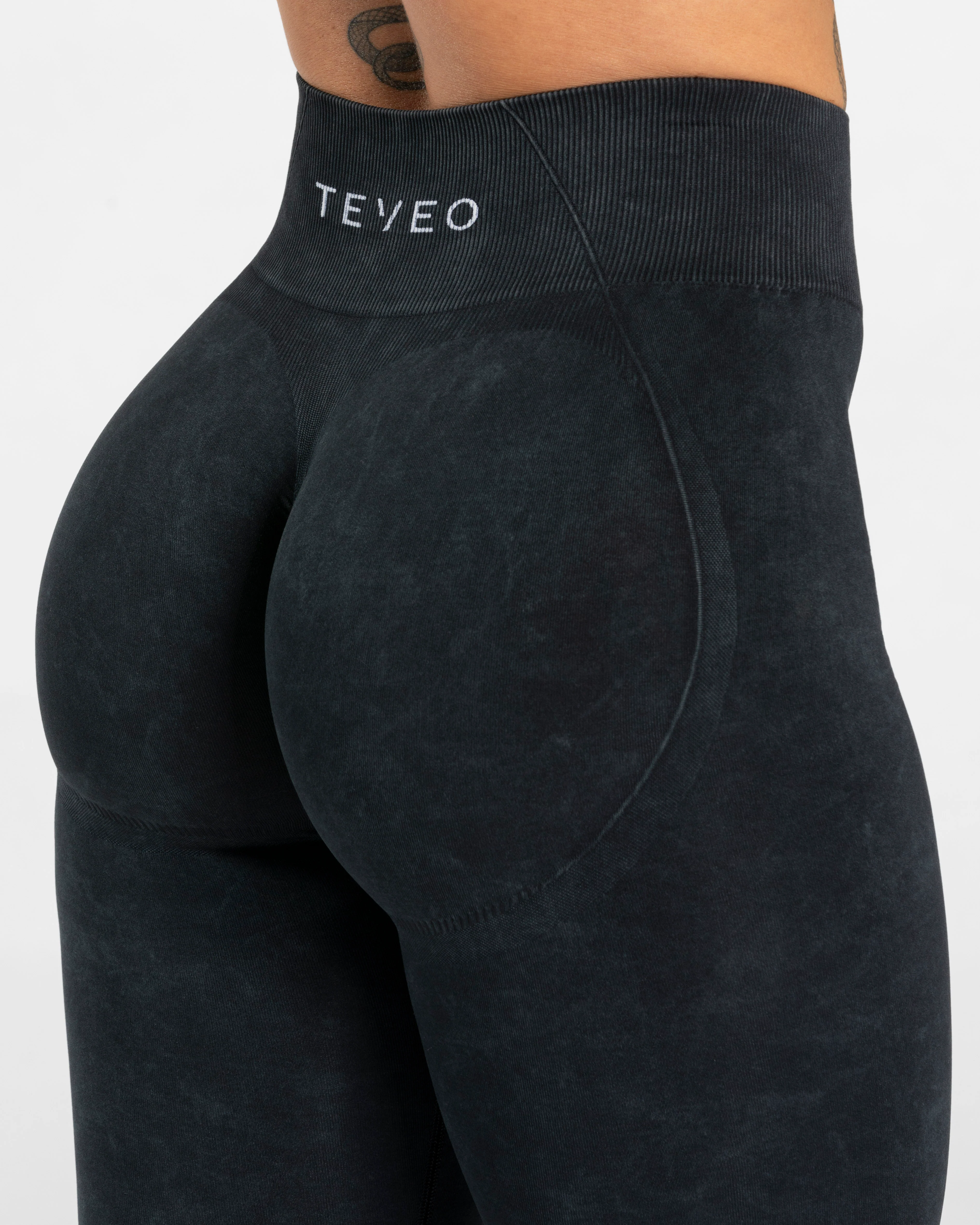Acid Covert Scrunch Leggings "Schwarz" - Image 4