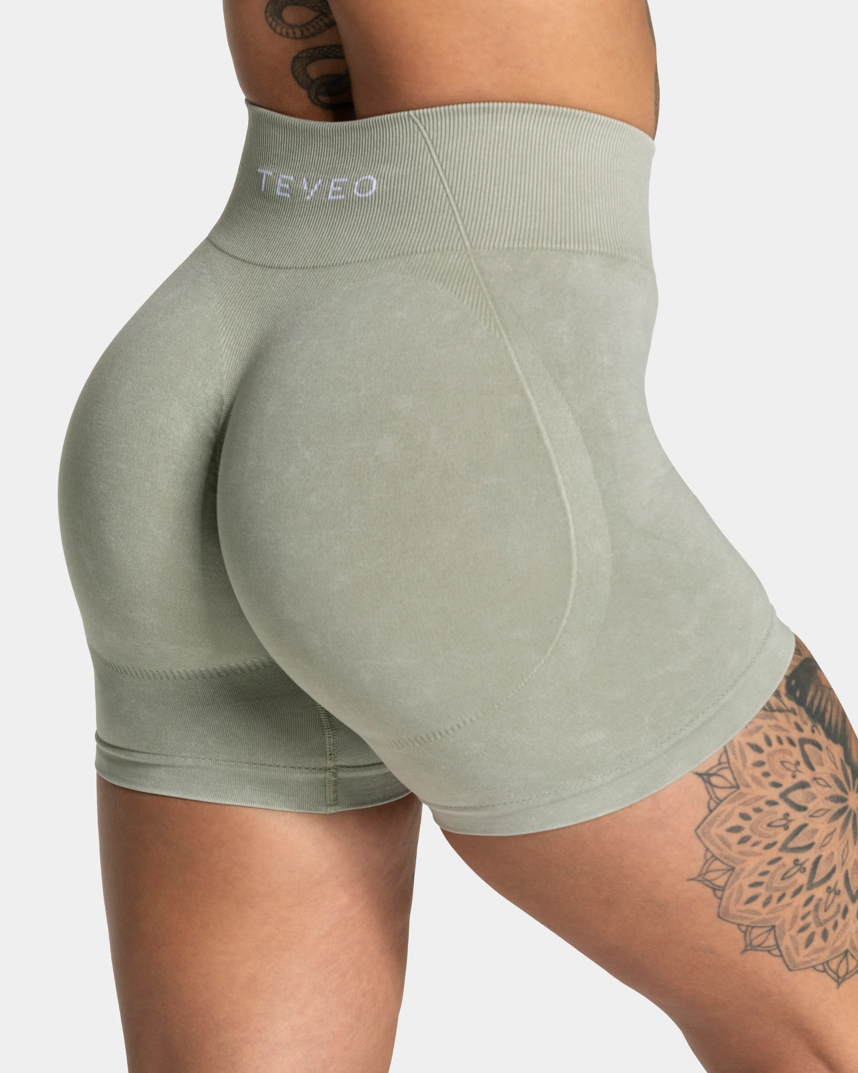 Acid Covert Scrunch Shorts "Salbei" - Image 4