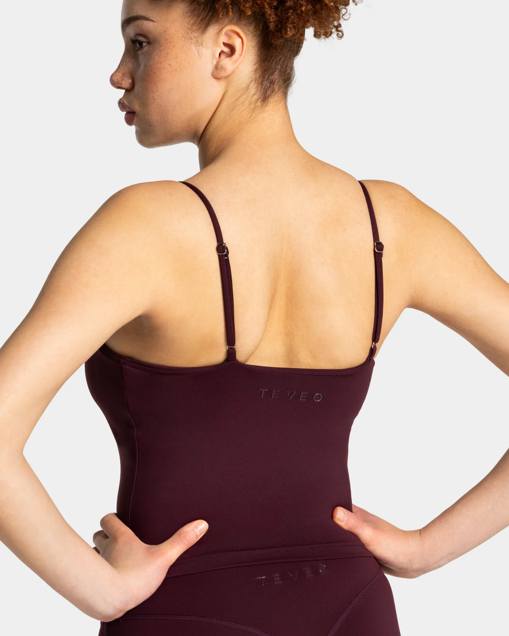 Allrounder Mid Cami Top "Merlot" - Image 4