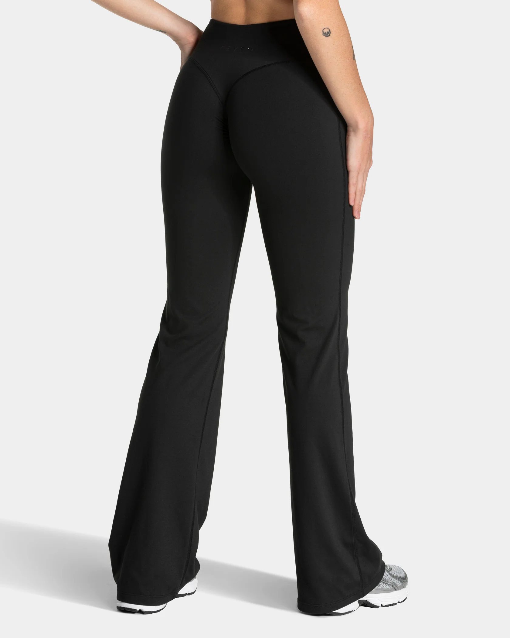 Allrounder Sculpt Scrunch Flared Leggings Tall "Schwarz" - Image 3