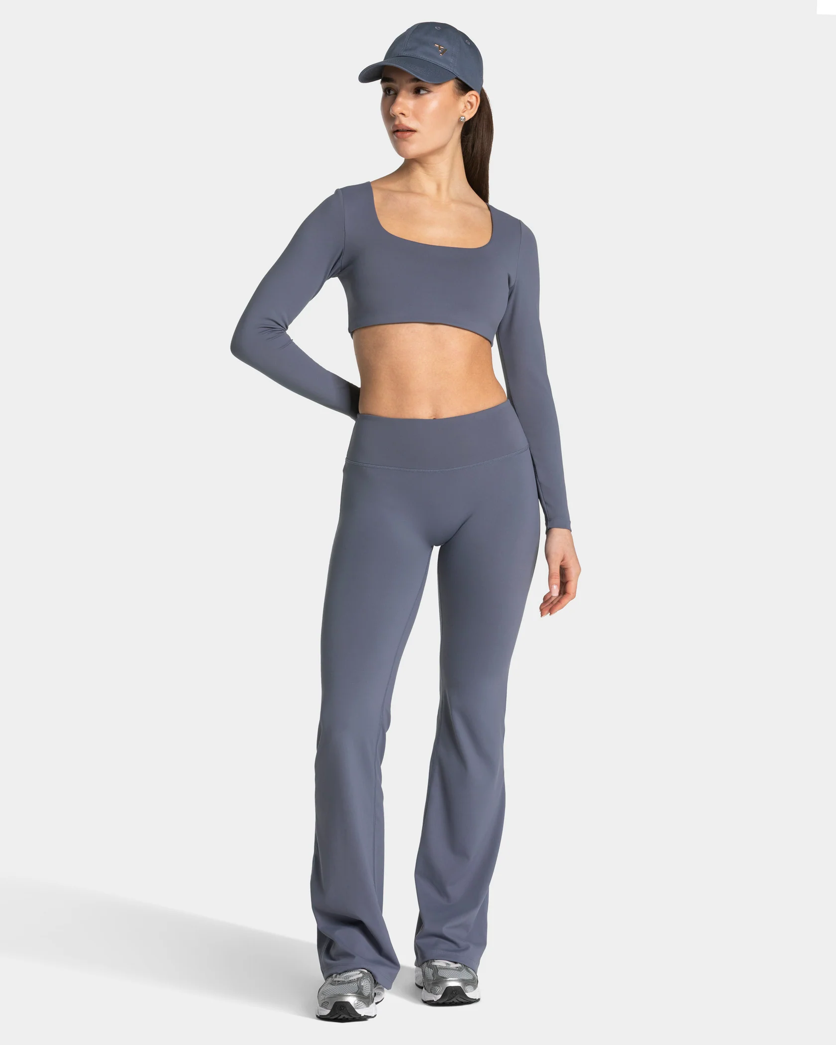 Allrounder Sculpt Scrunch Flared Leggings Regular "Titan" - Image 5