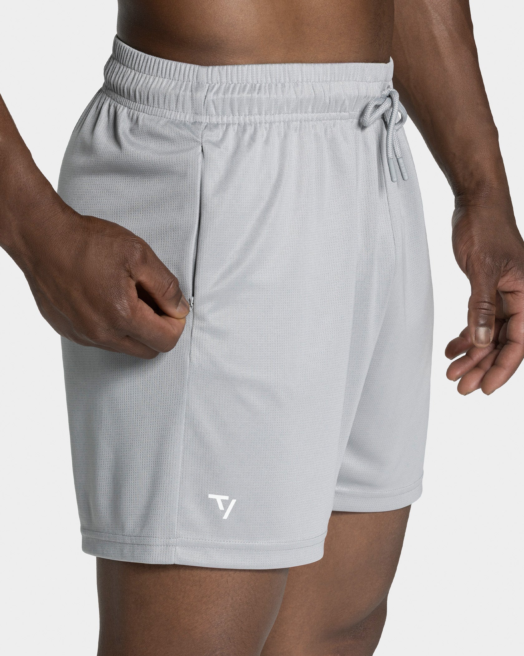 Baseline Mesh Shorts "Hellgrau" - Image 4