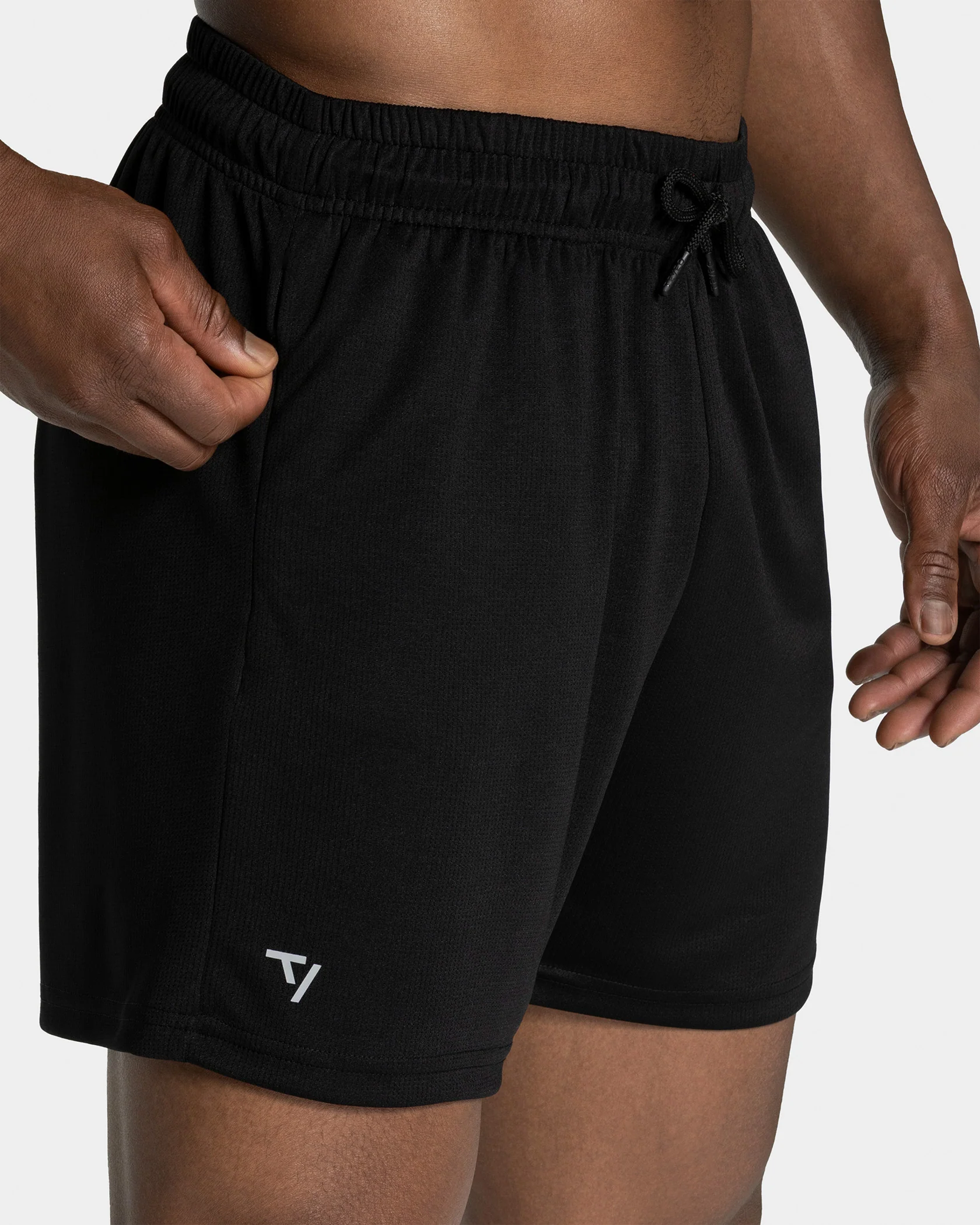 Baseline Mesh Shorts "Schwarz" - Image 4