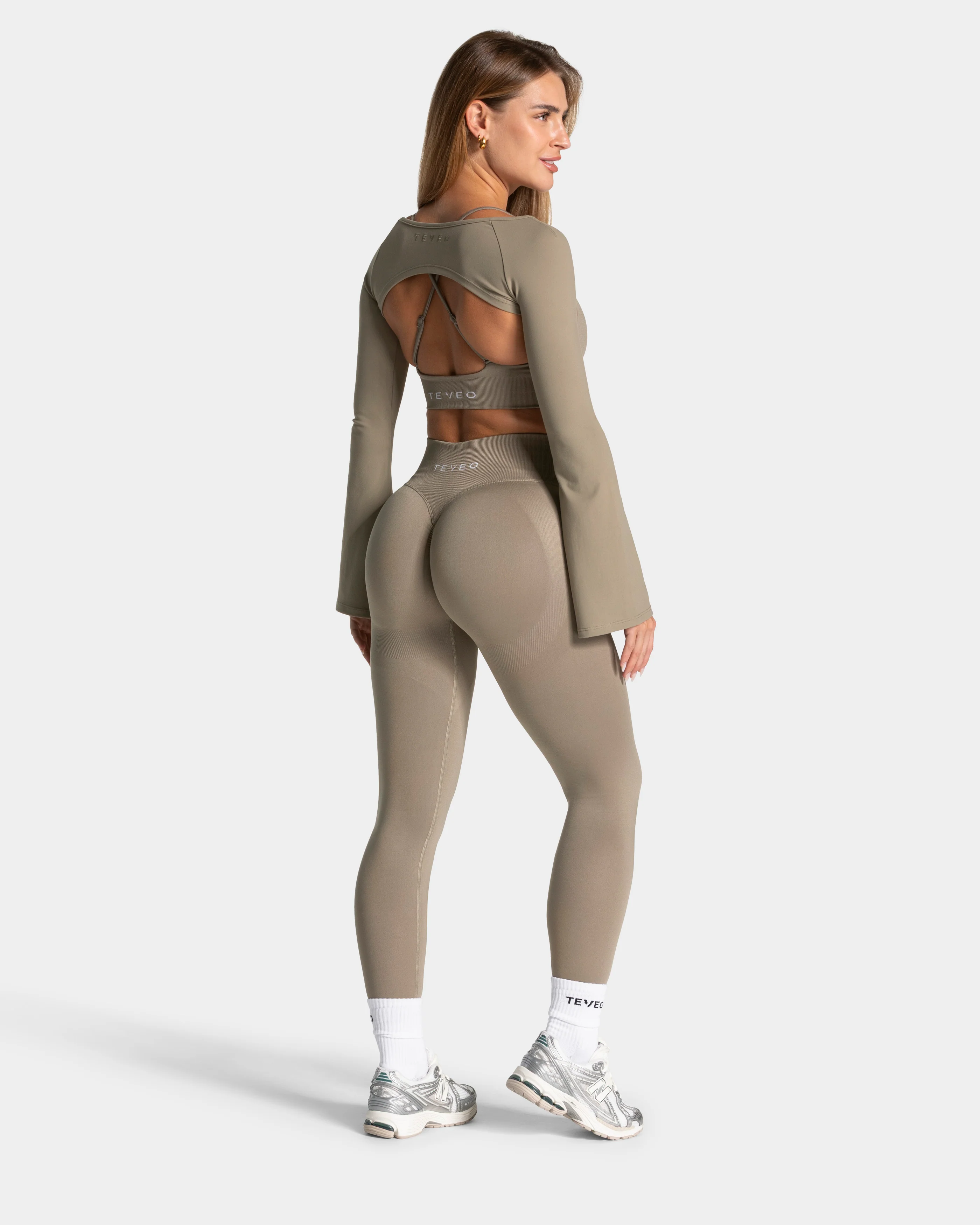 Charming Pro Lifted Scrunch Leggings "Khaki" - Image 5