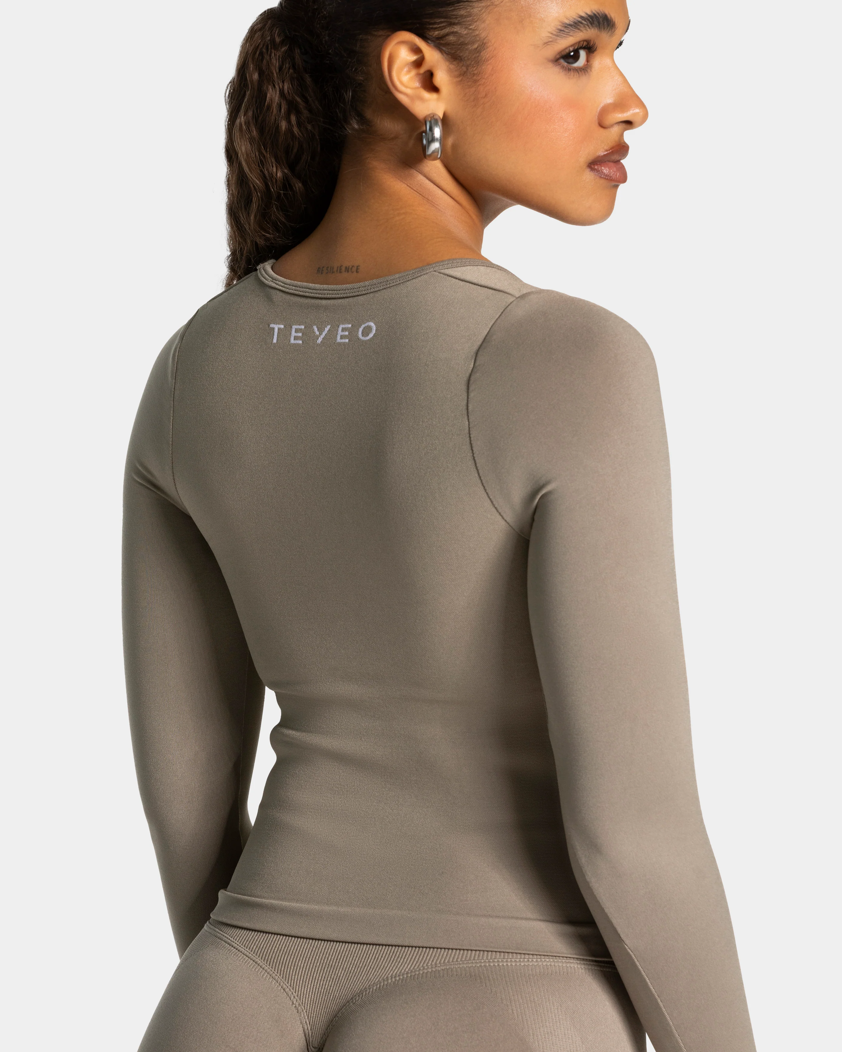 Charming Pro Longsleeve "Khaki" - Image 4