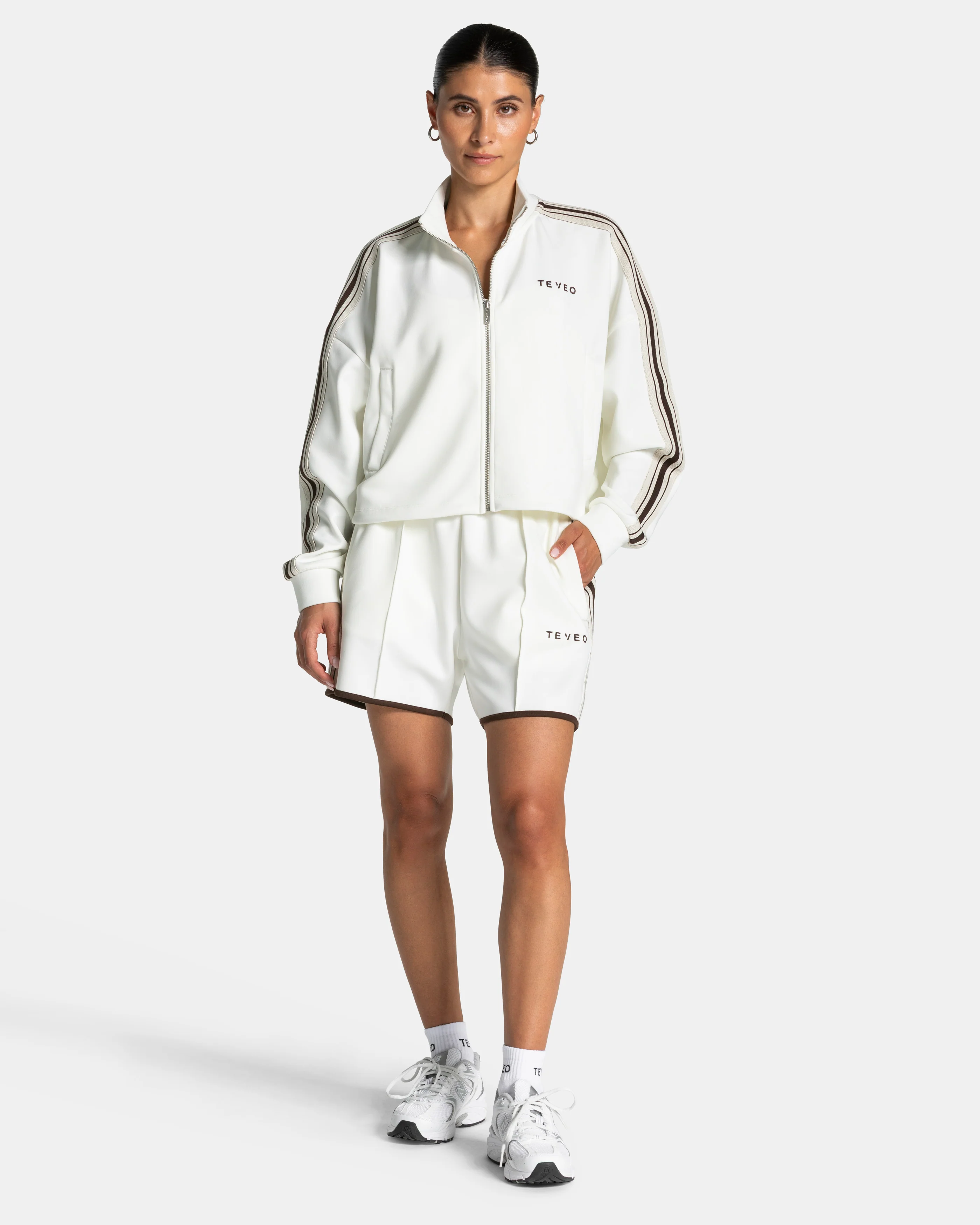 Club Cropped Zip Jacke "Off White" - Image 3