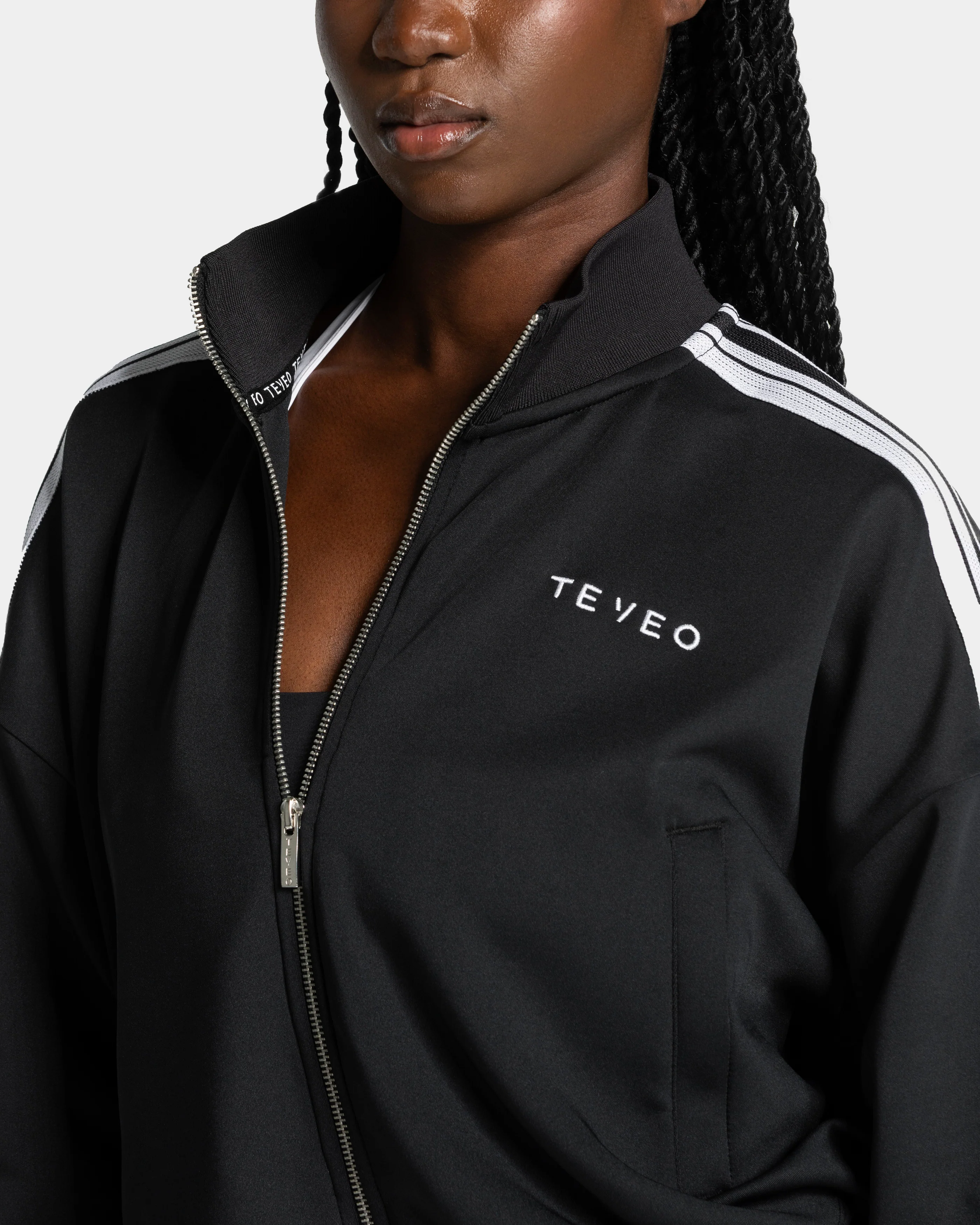 Club Cropped Zip Jacke "Schwarz" - Image 4