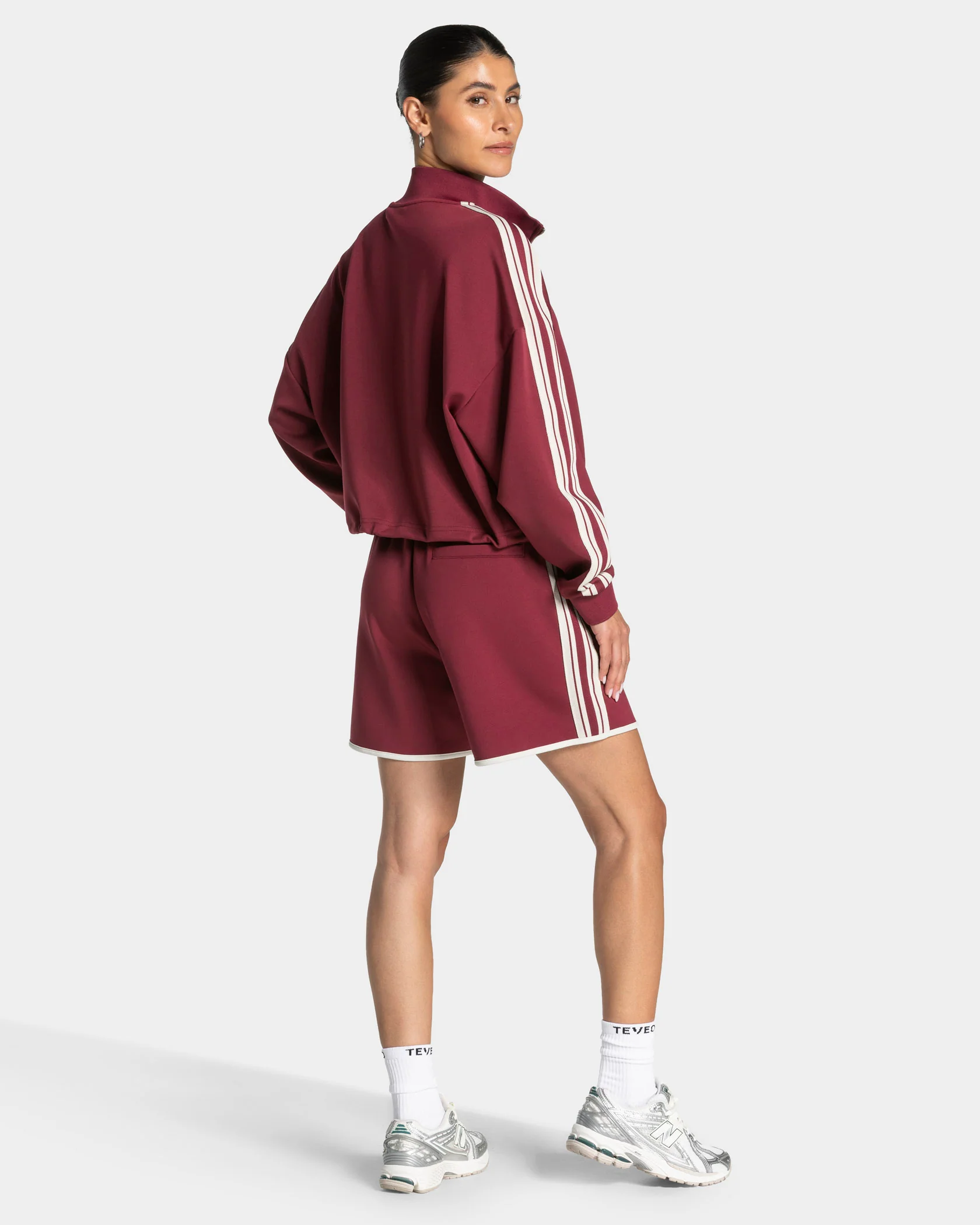 Club Cropped Zip Jacke "Weinrot" - Image 5