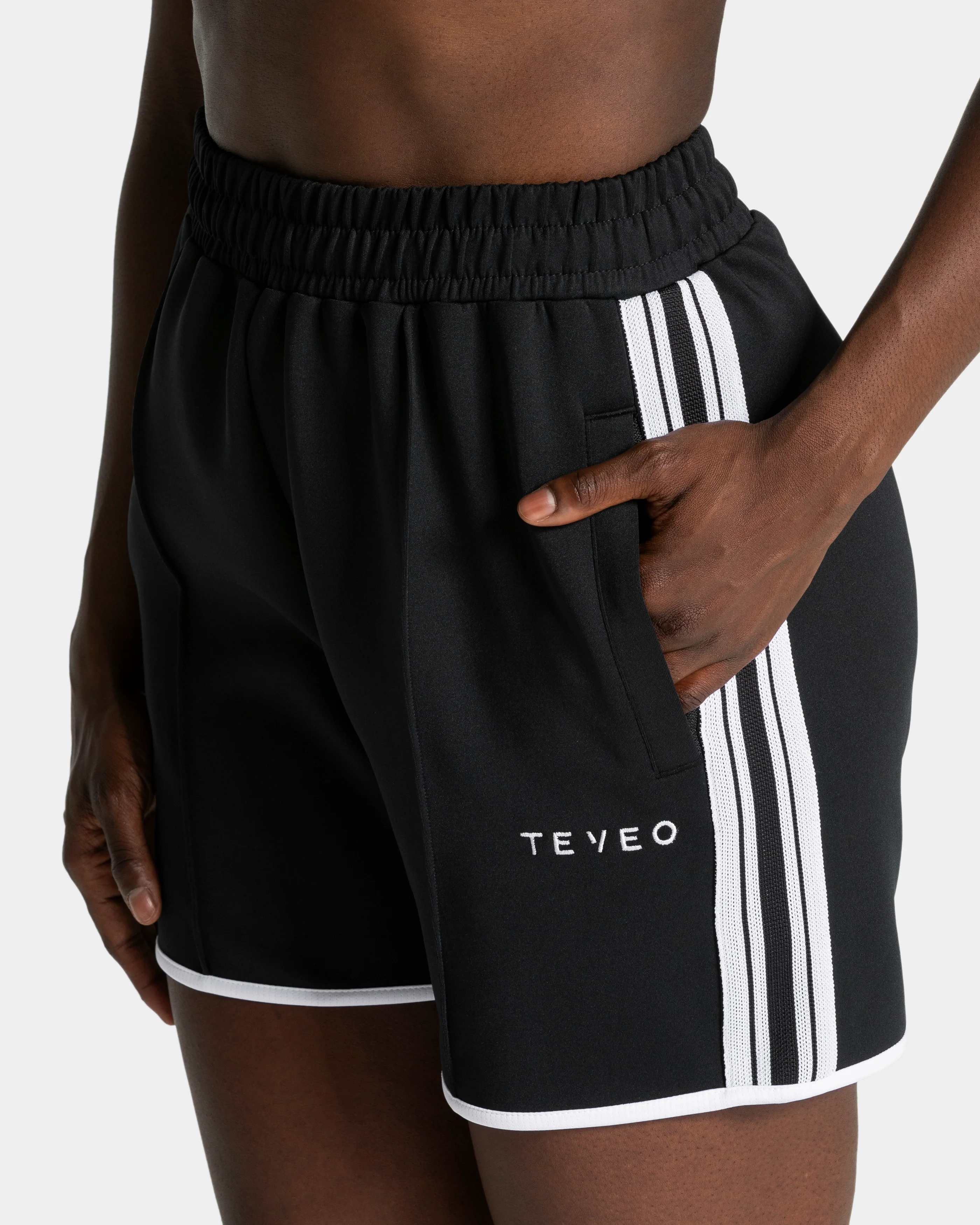 Club Shorts "Schwarz" - Image 4