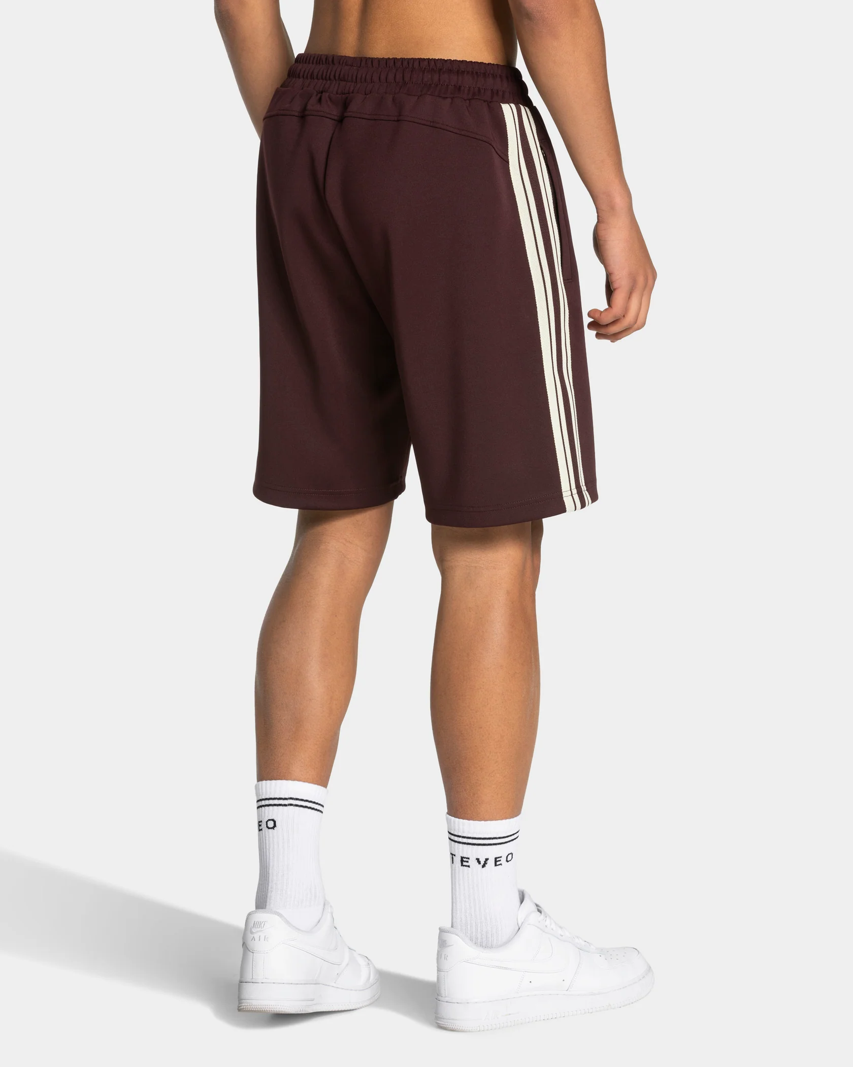 Club Shorts "Merlot" - Image 2