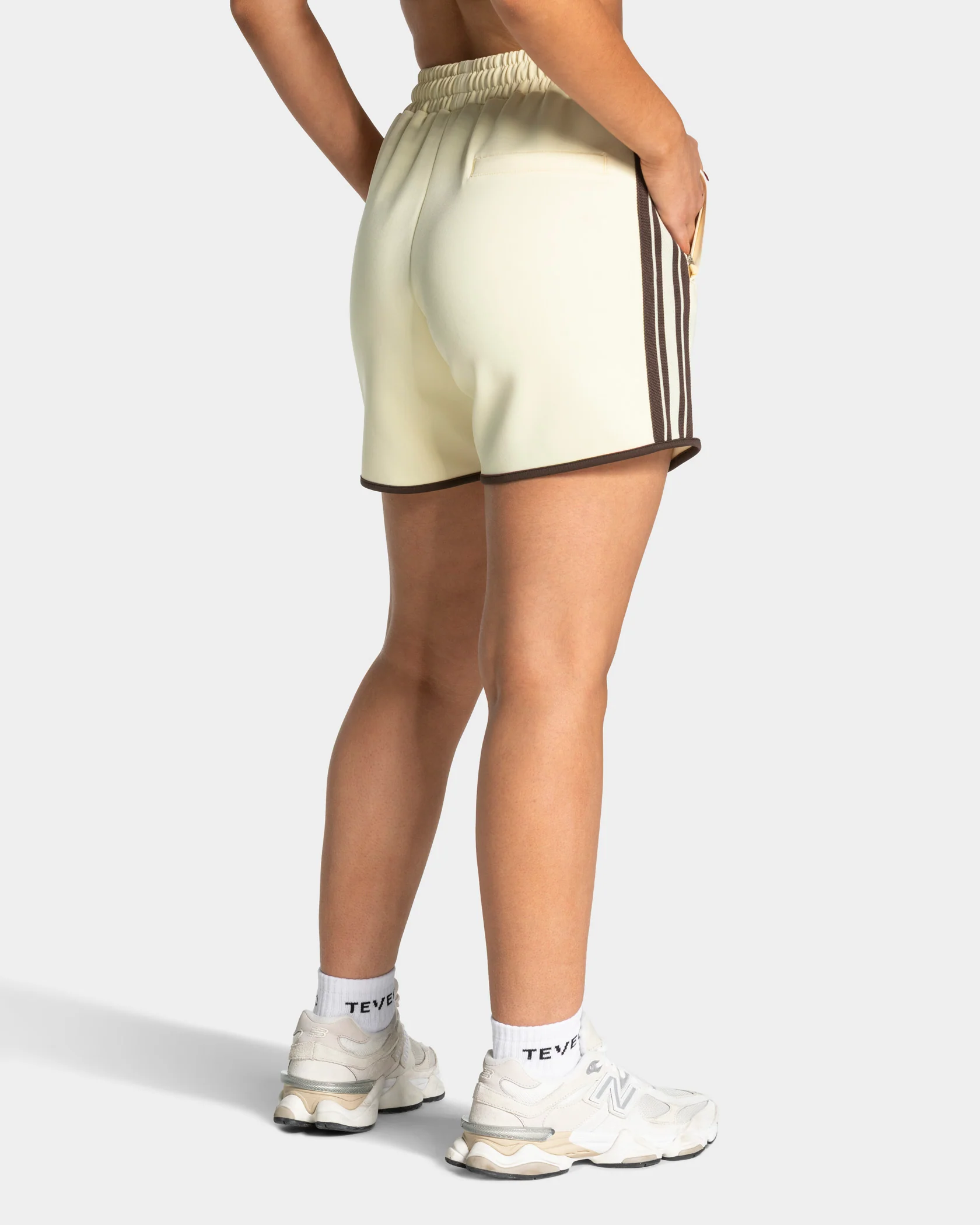 Club Shorts "Butter Yellow" - Image 2