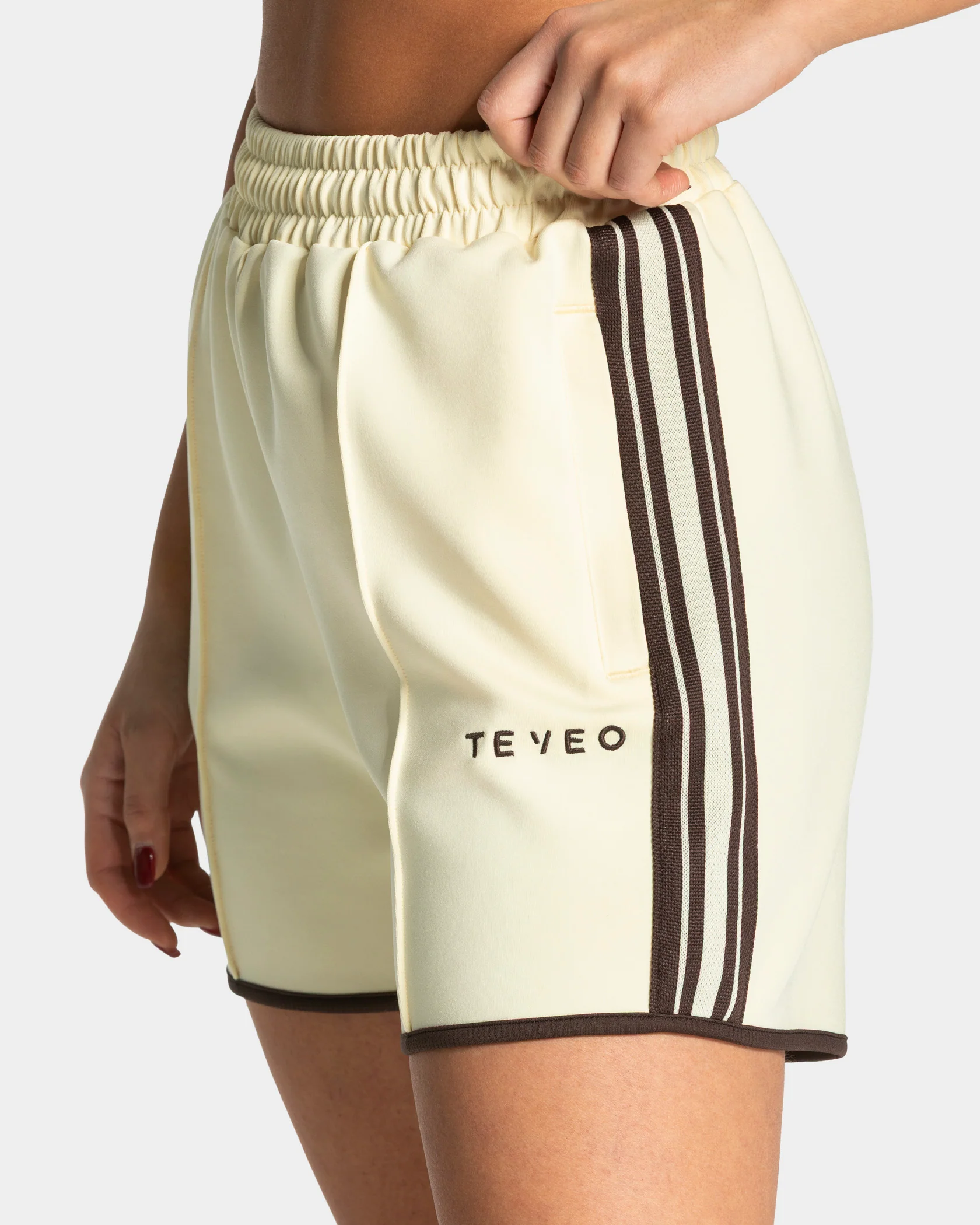 Club Shorts "Butter Yellow" - Image 4