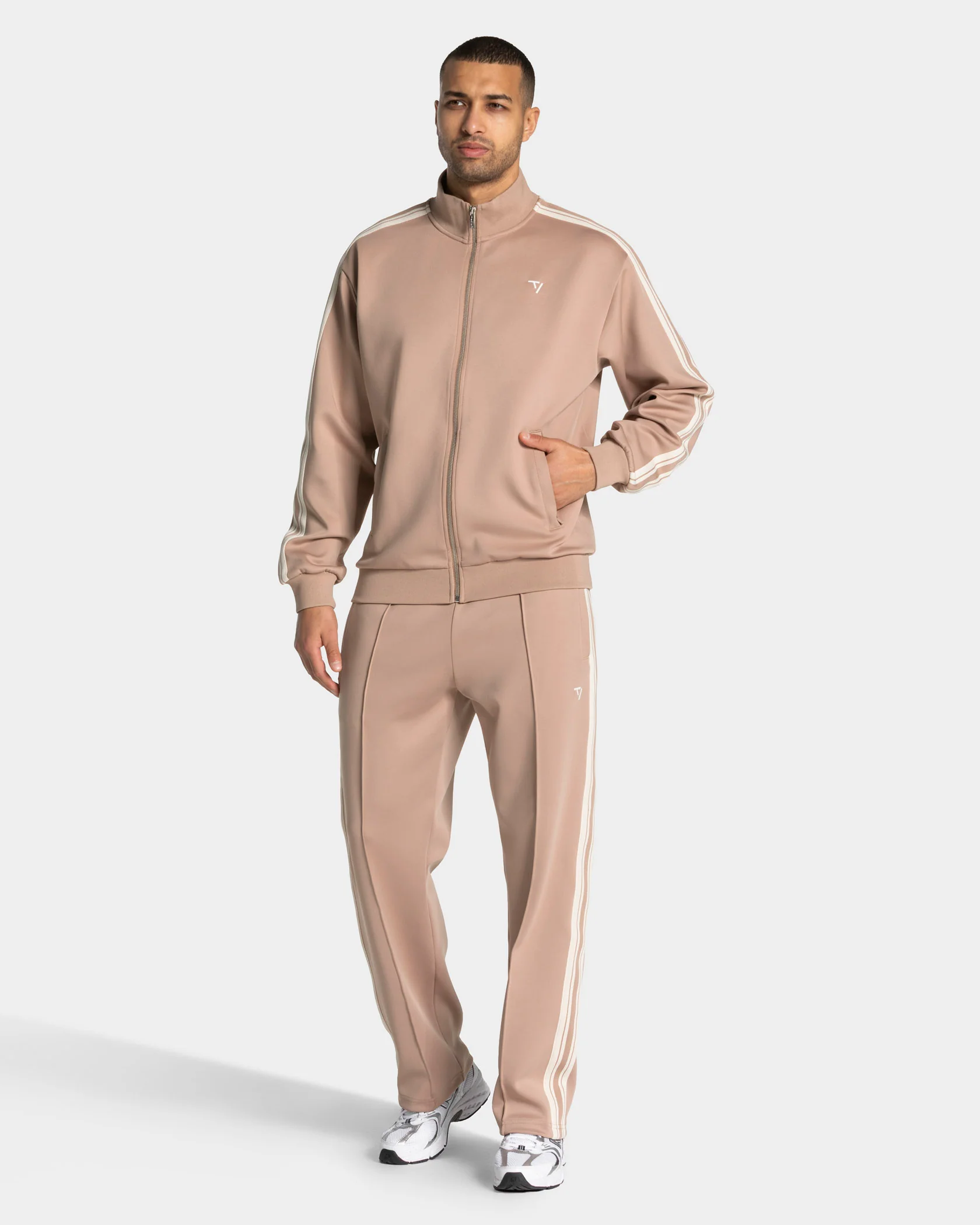 Club Straight Leg Jogger "Beige" - Image 3
