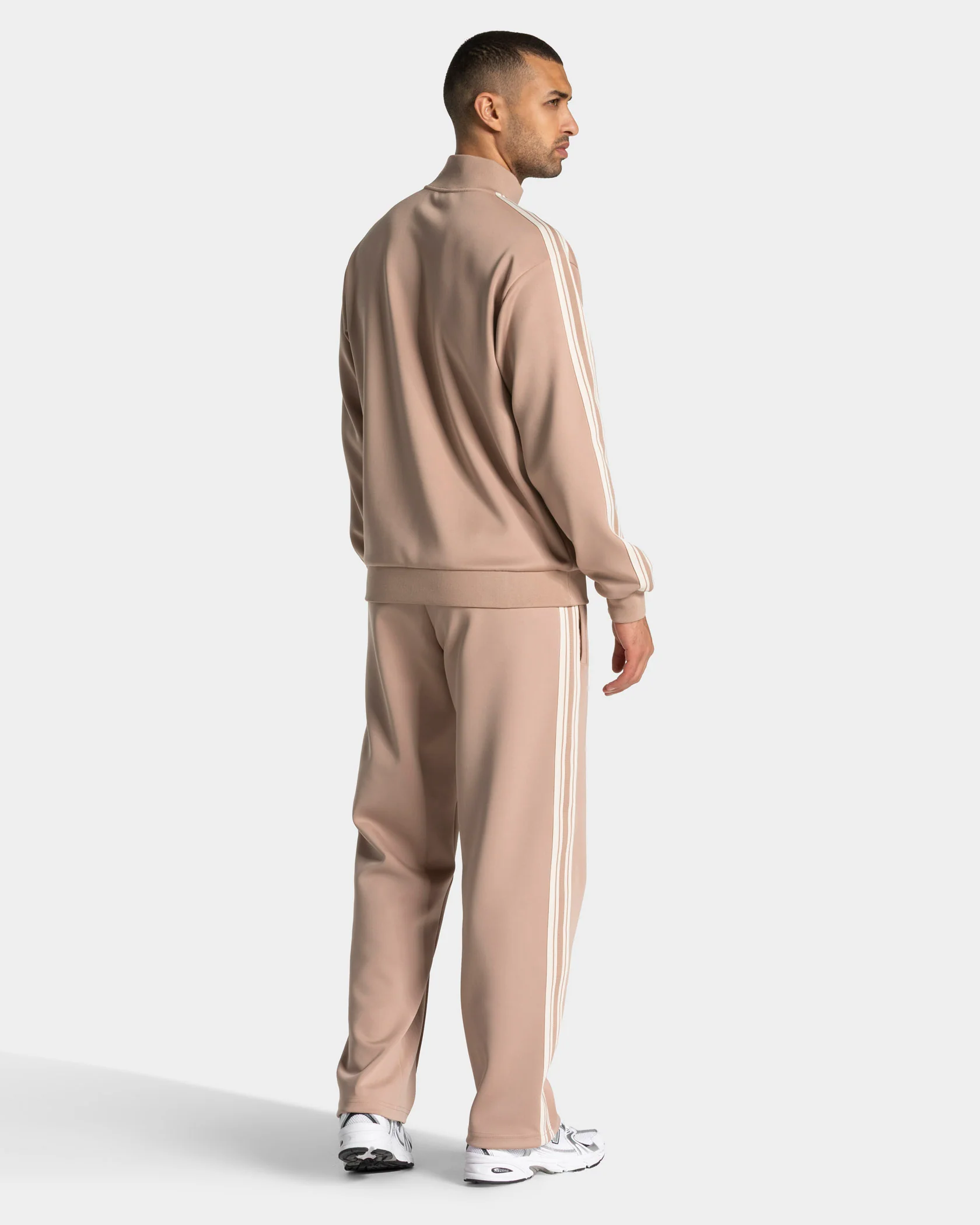 Club Straight Leg Jogger "Beige" - Image 5