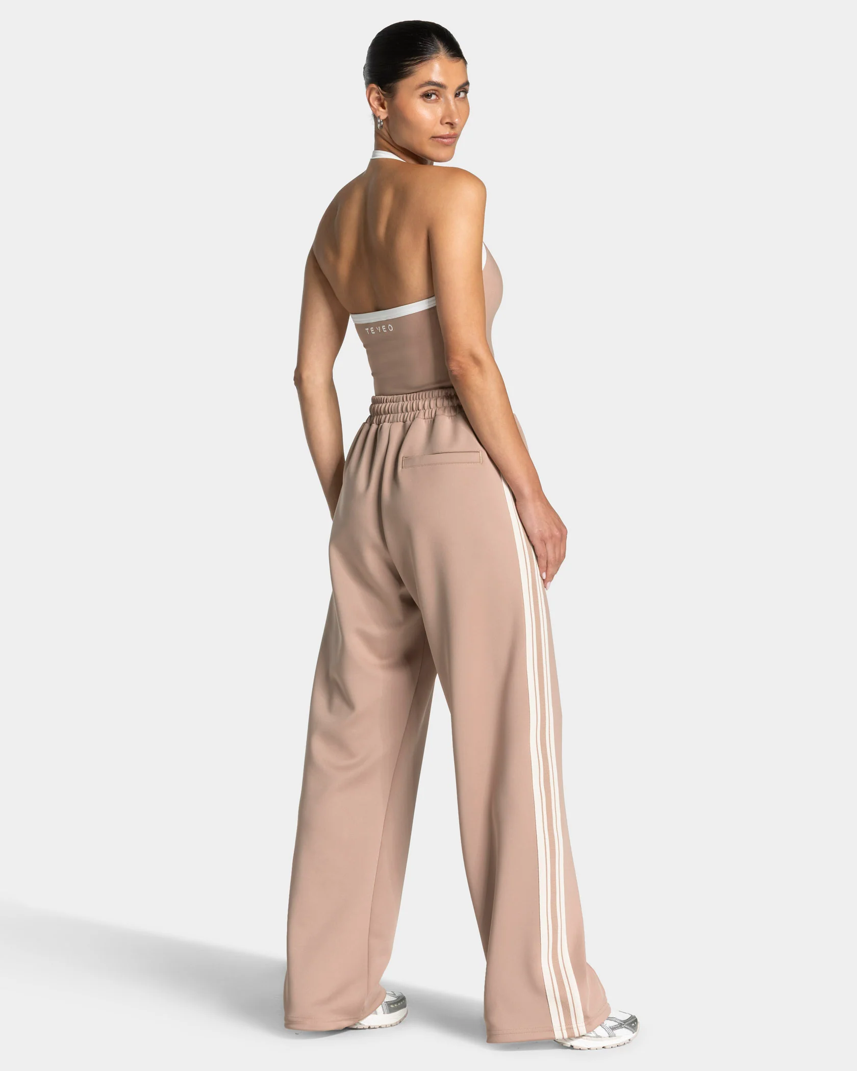 Club Straight Leg Jogger "Beige" - Image 5
