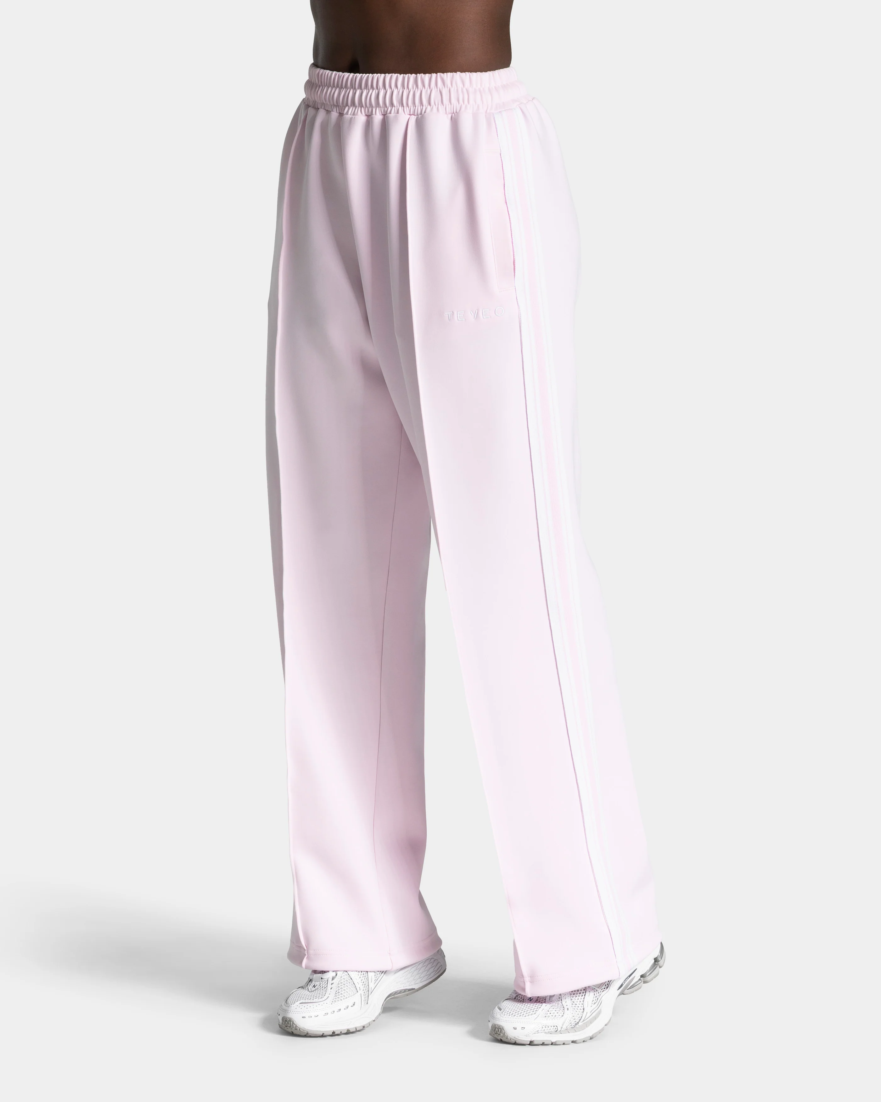 Club Straight Leg Jogger "Blossom"