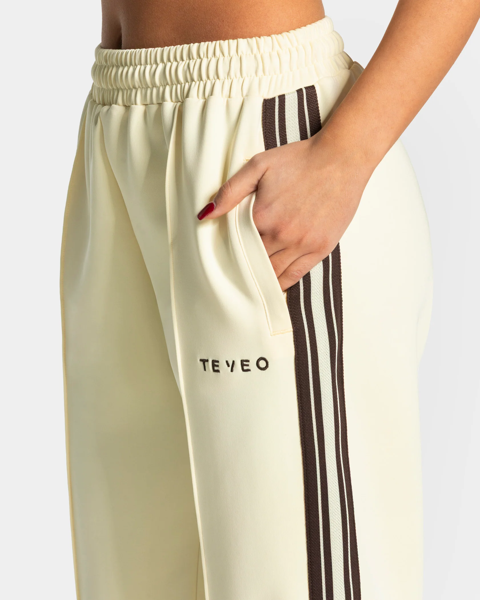 Club Straight Leg Jogger "Butter Yellow" - Image 4