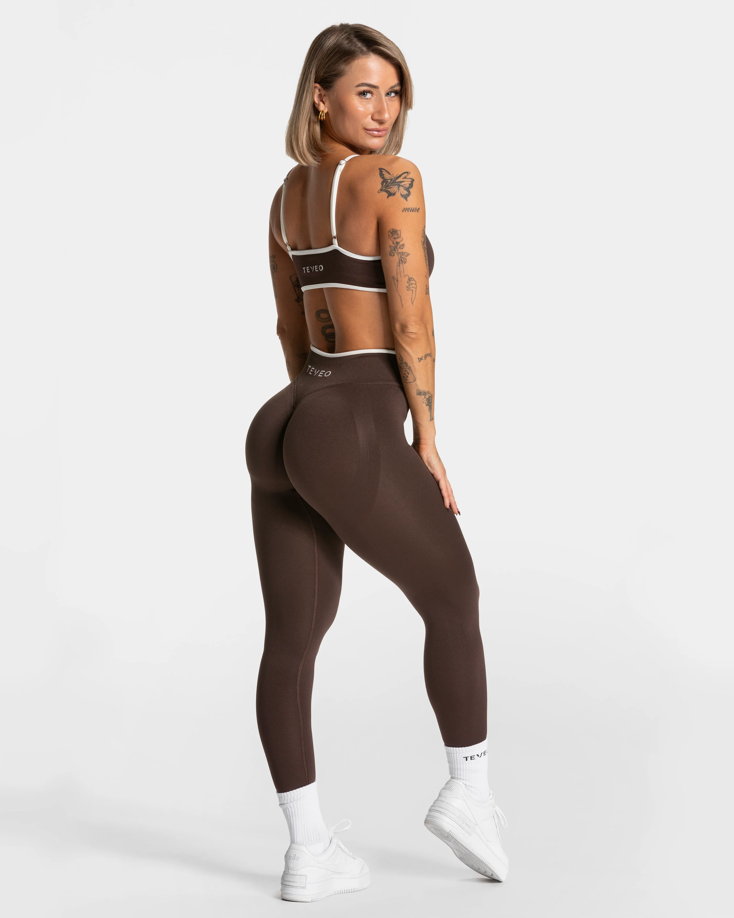 Contrastline Sculpt Scrunch Leggings "Espresso" - Image 5