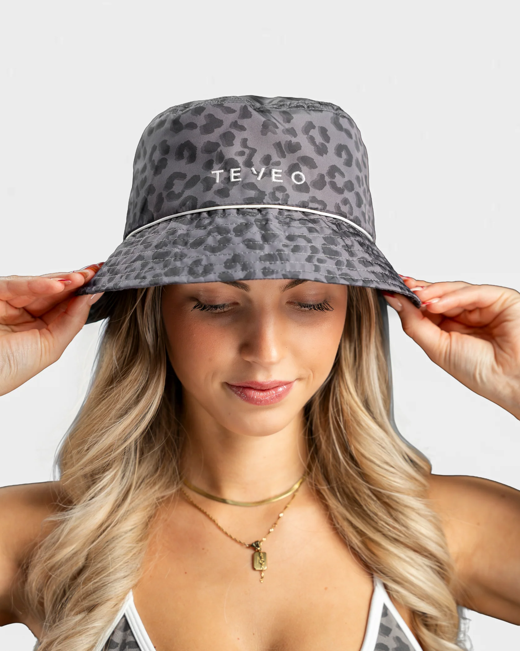 Contrastline Bucket Hat "Leo Graphit" - Image 4
