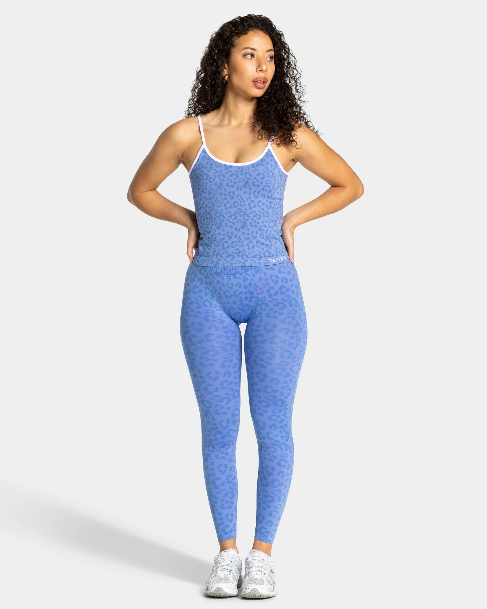 Contrastline Cami Top "Leo Azure" - Image 3