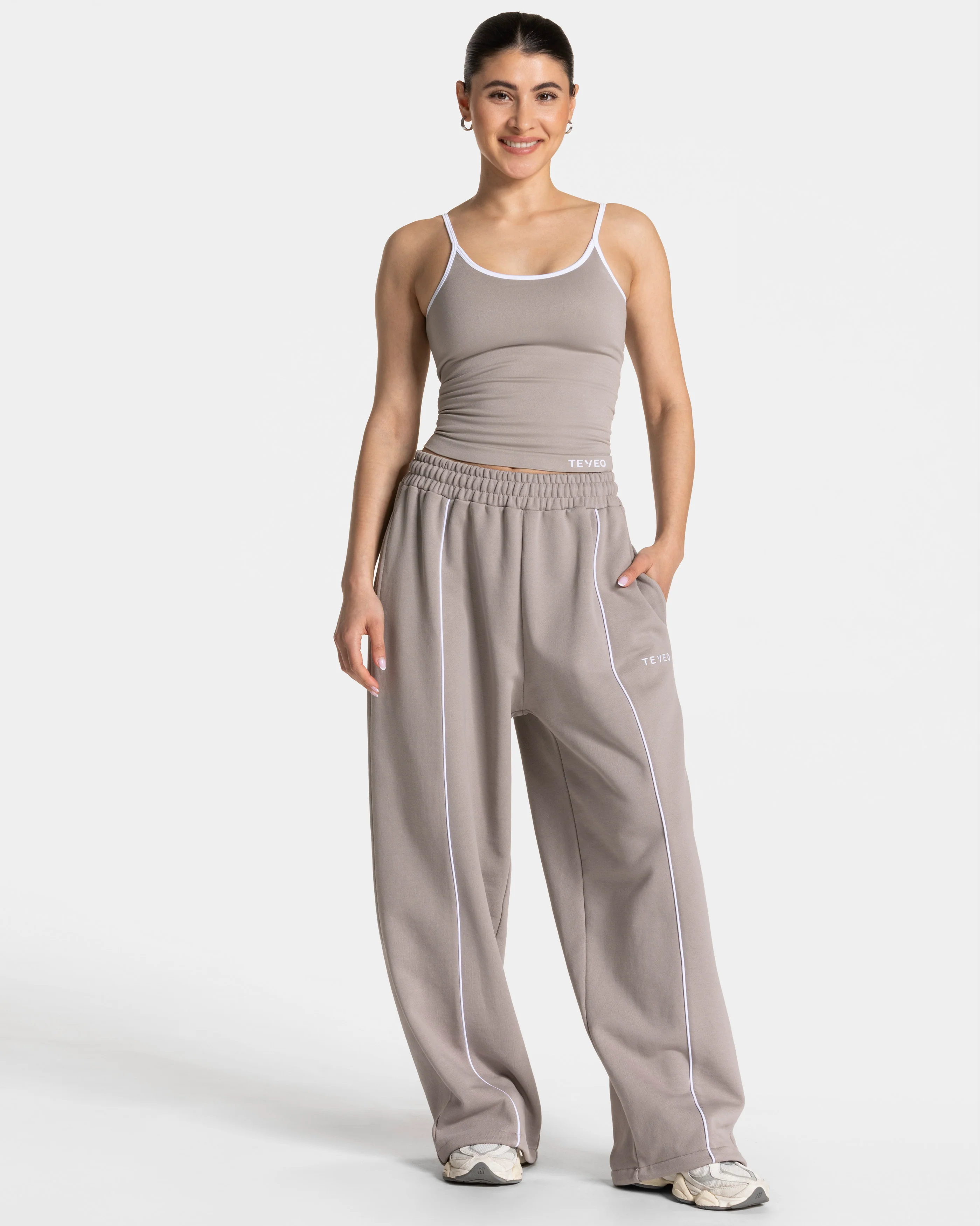Contrastline Cami Top "Stone" - Image 3
