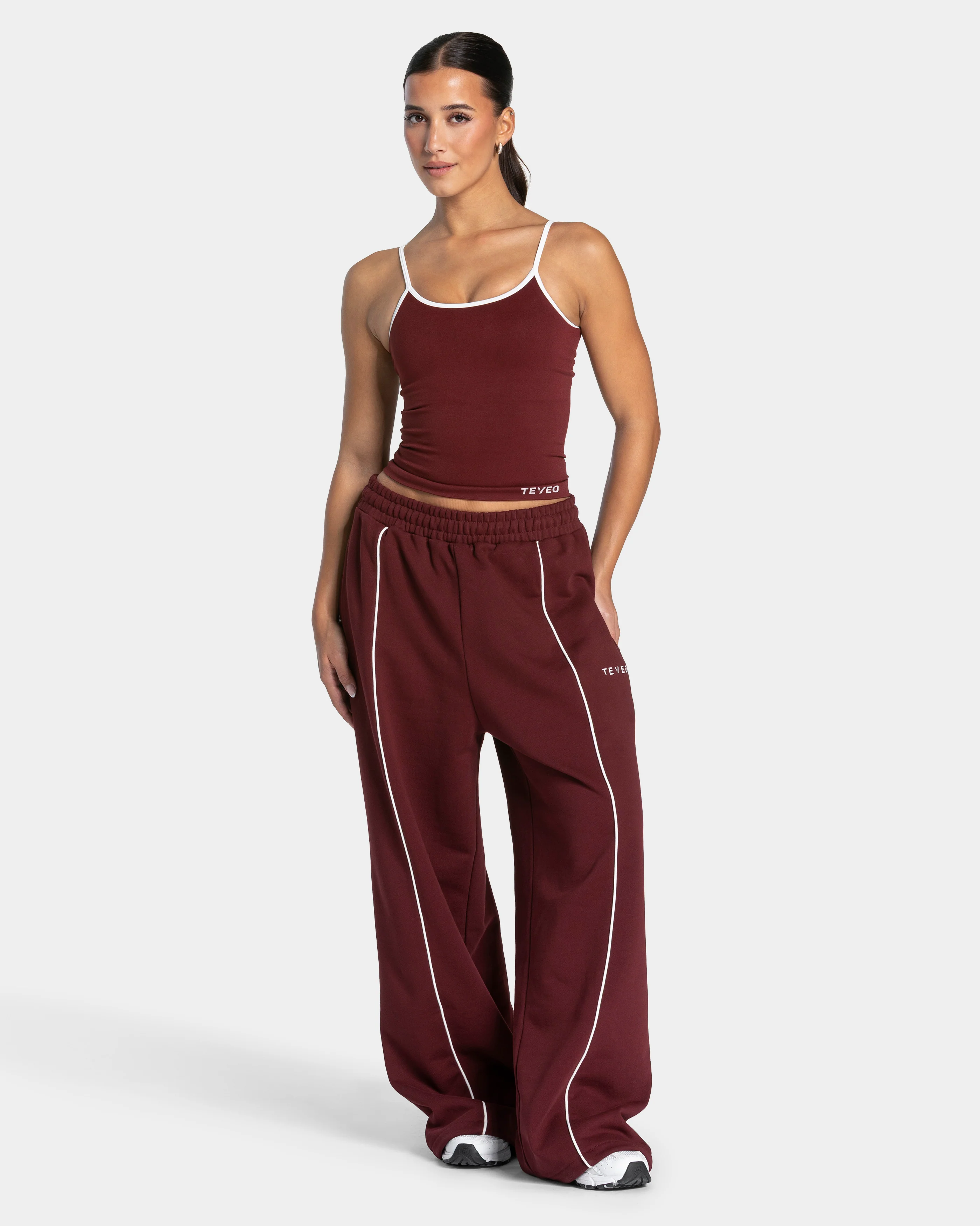 Contrastline Cami Top "Weinrot" - Image 3
