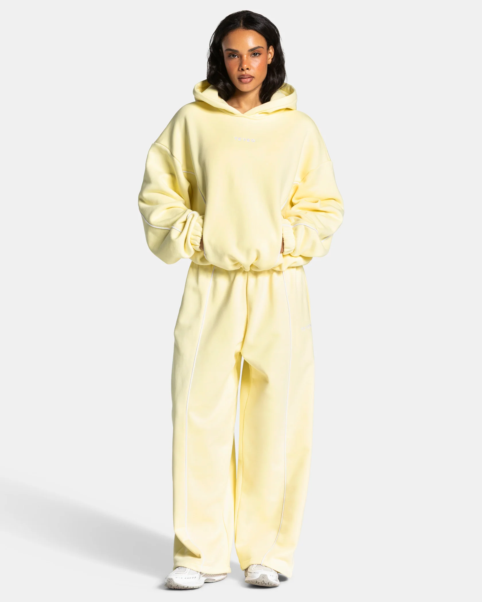 Contrastline Hooded Sweater "Butter Yellow" - Image 3
