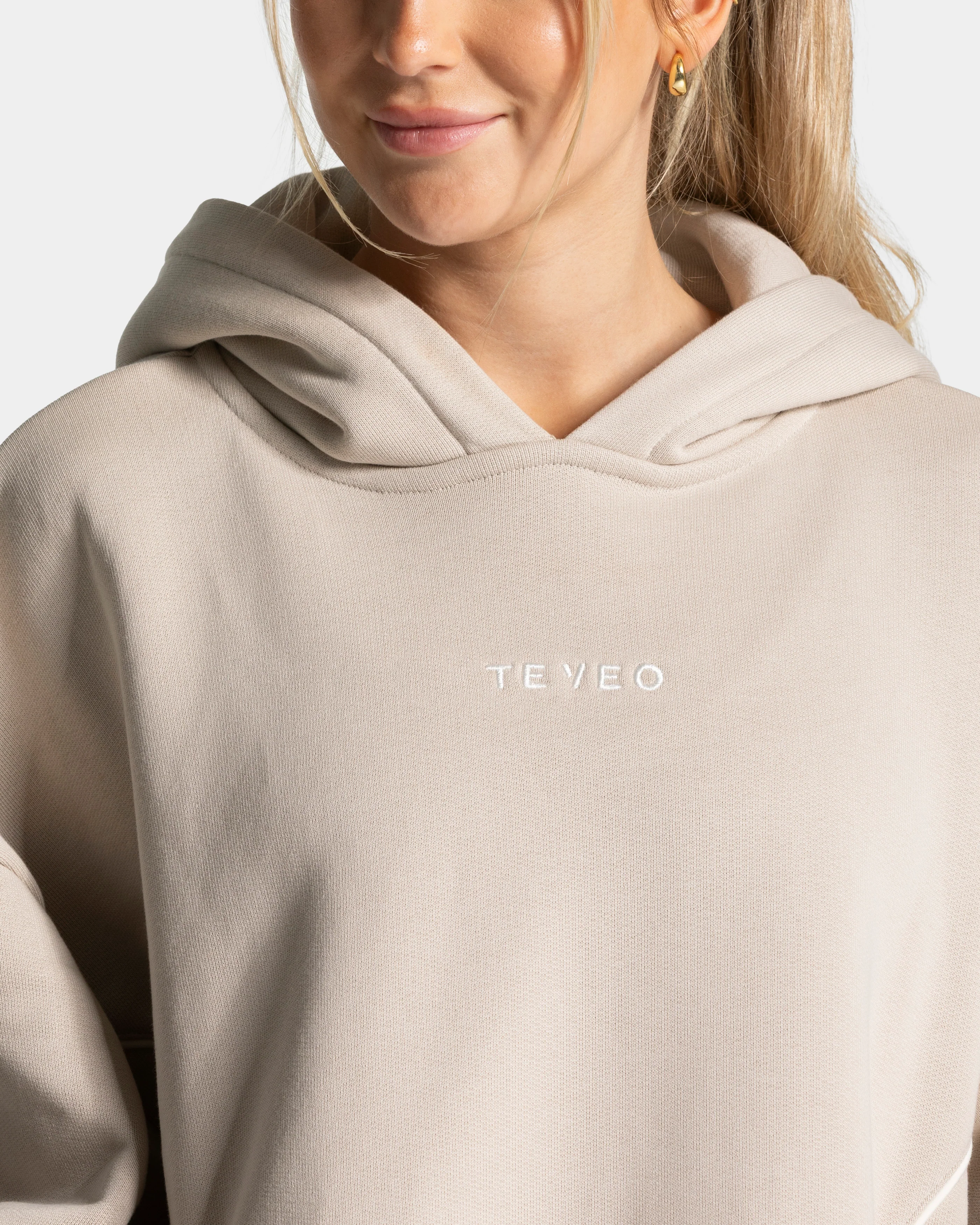 Contrastline Hooded Sweater "Cream" - Image 4