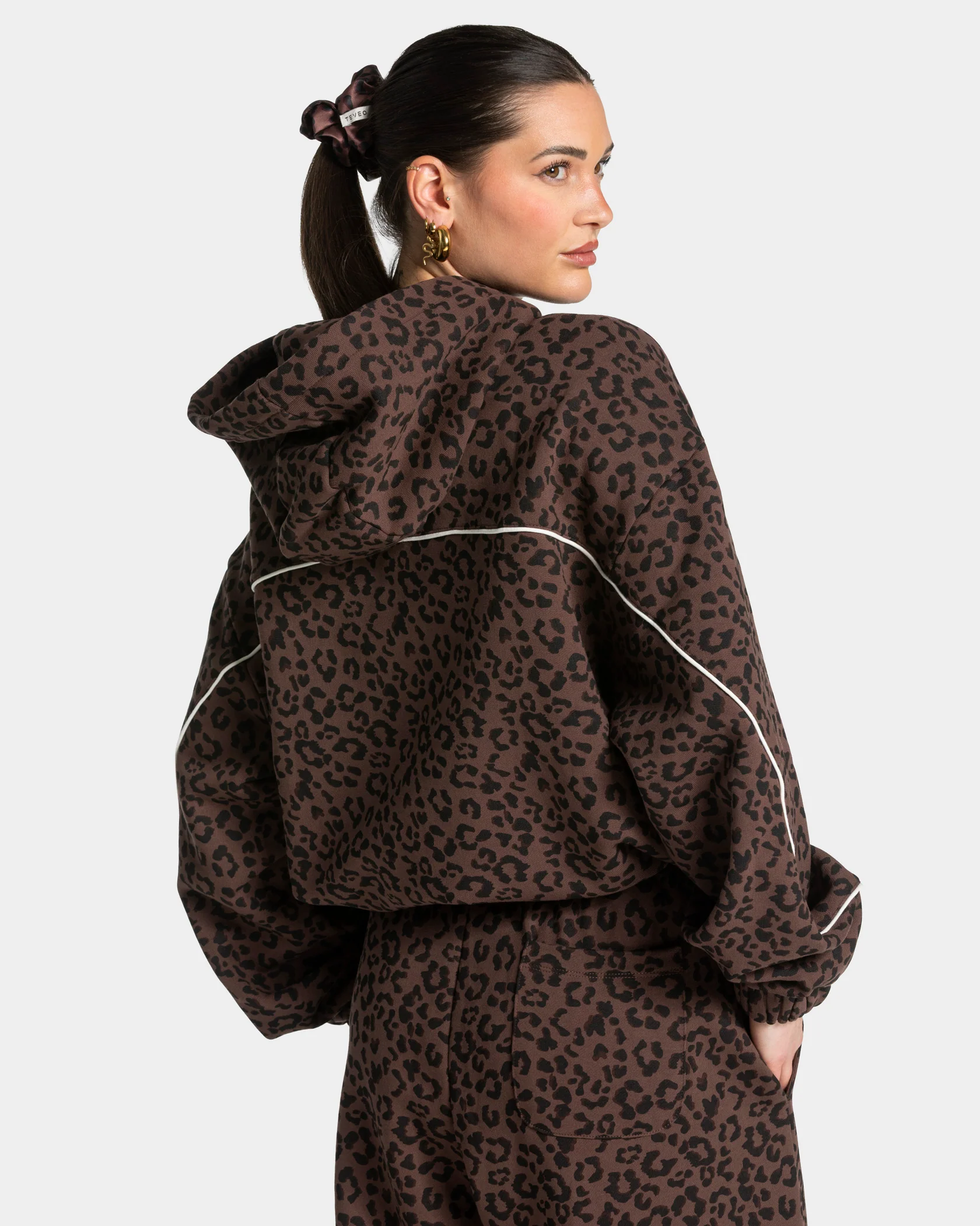Contrastline Hooded Sweater "Leo Espresso" - Image 2