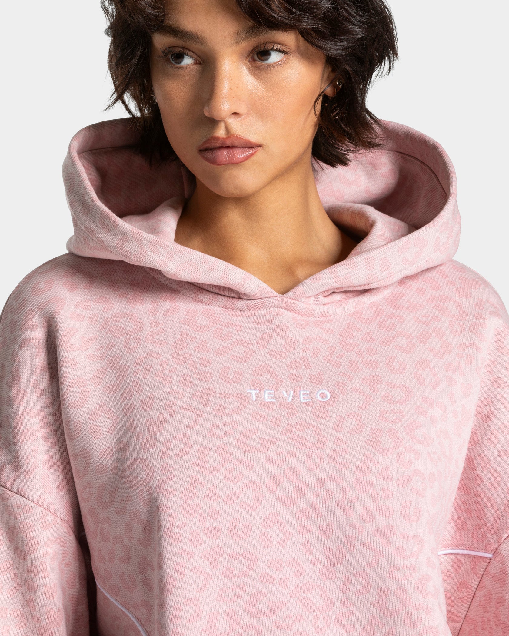 Contrastline Hooded Sweater "Leo Rosa" - Image 4