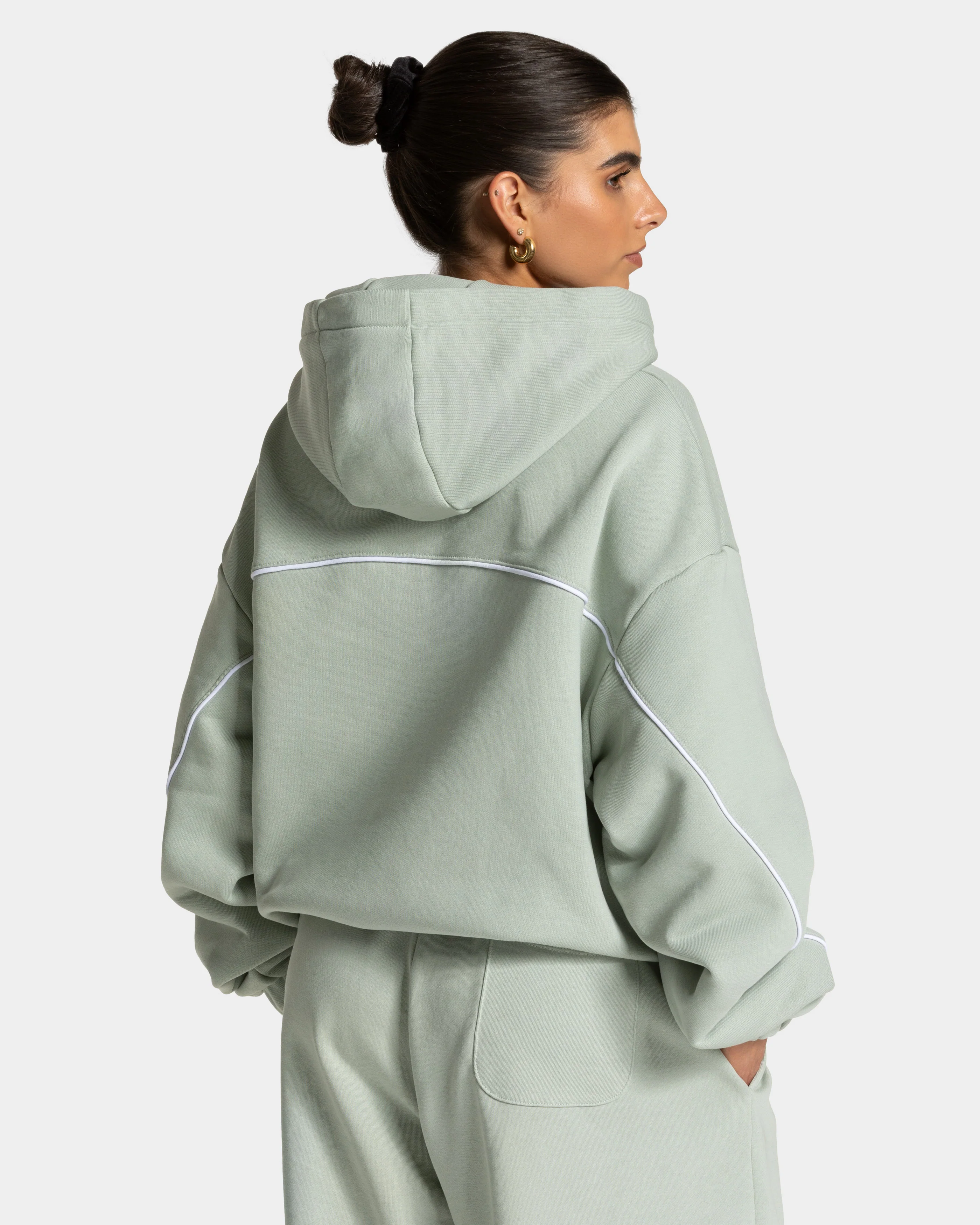 Contrastline Hooded Sweater "Pistachio" - Image 2