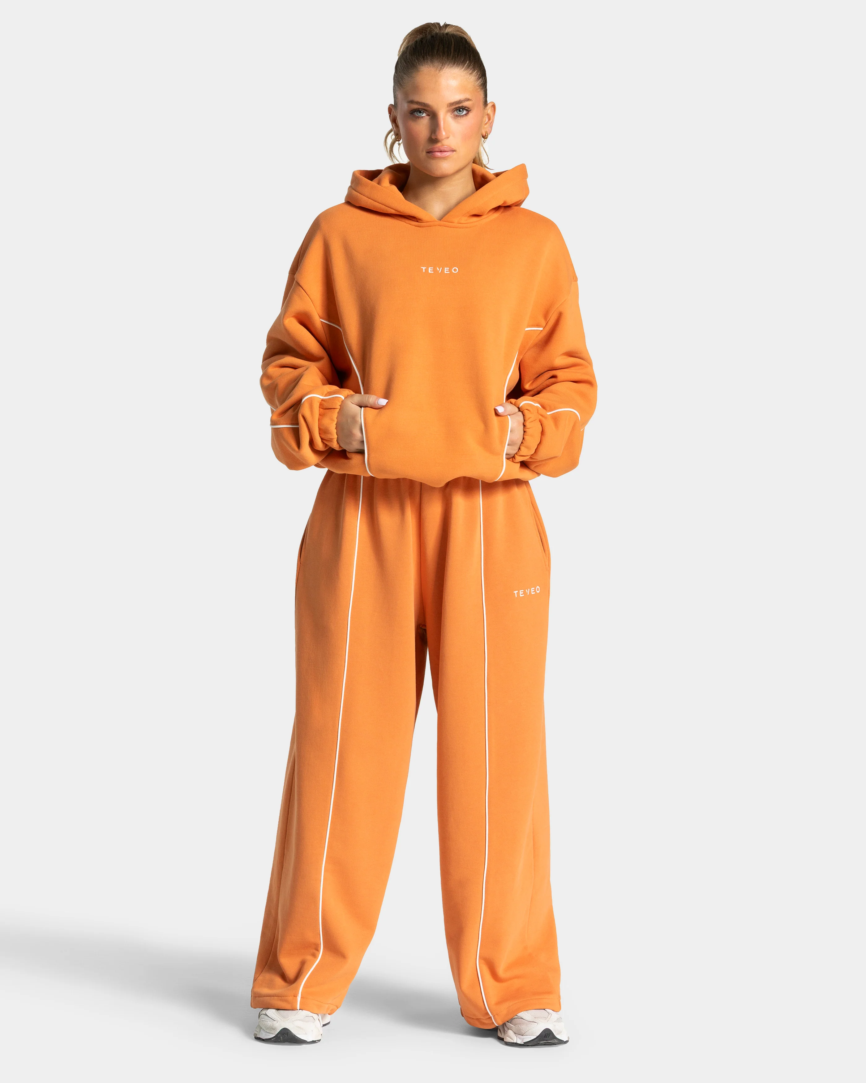 Contrastline Hooded Sweater "Pumpkin Spice" - Image 3