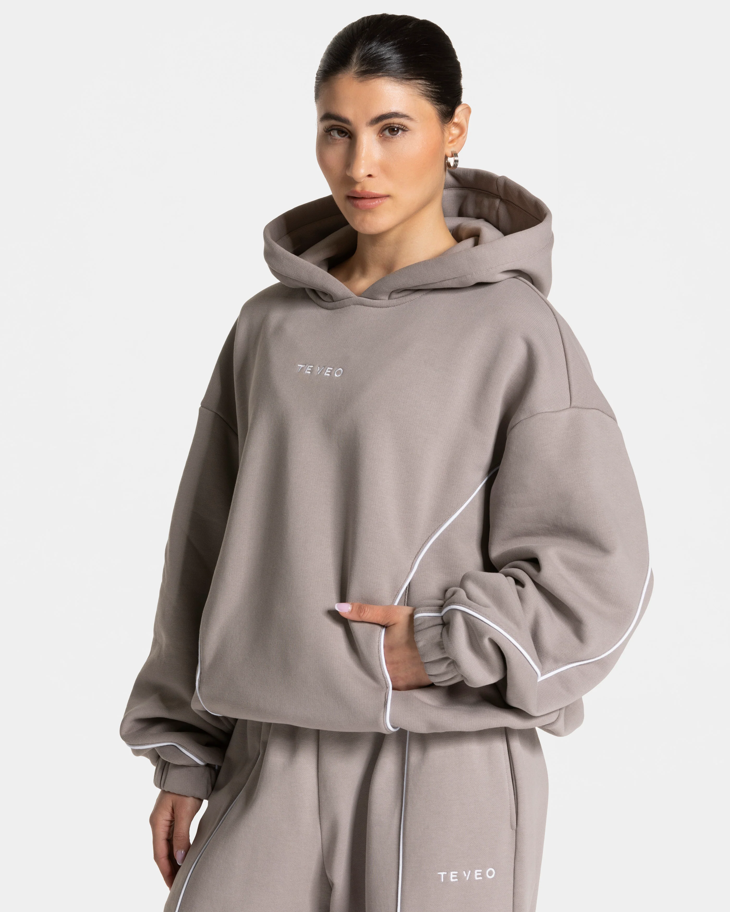 Contrastline Hooded Sweater "Stone"