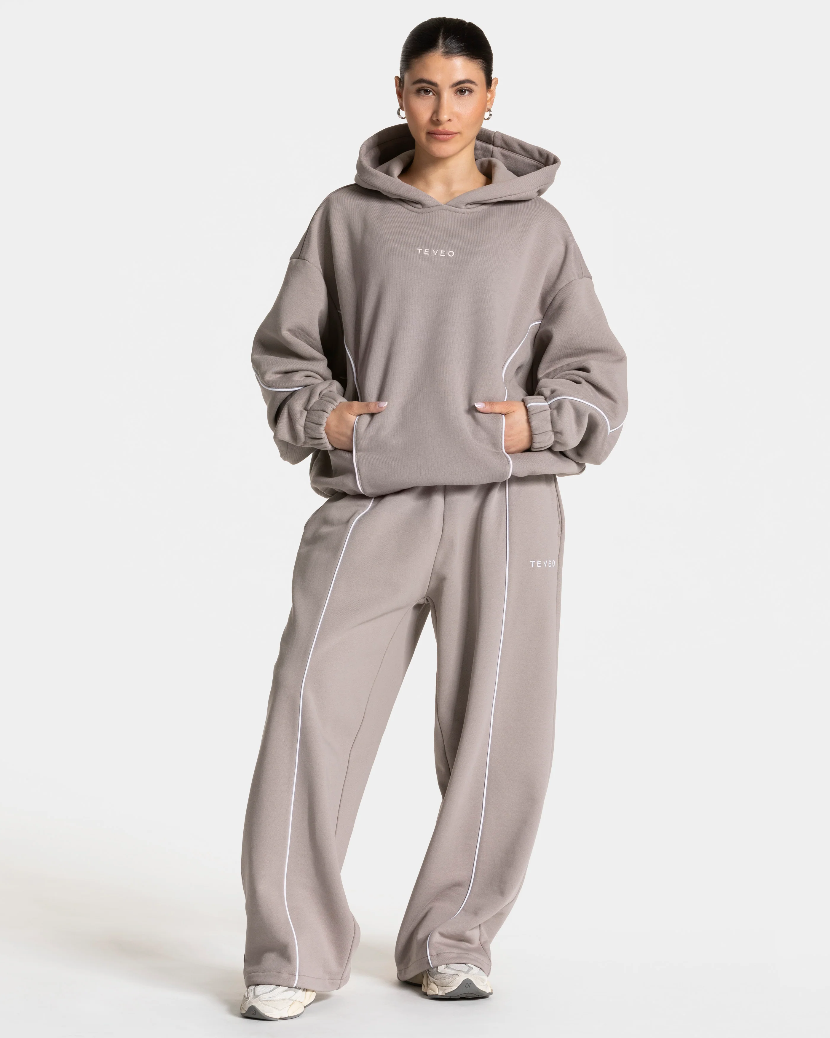 Contrastline Hooded Sweater "Stone" - Image 3
