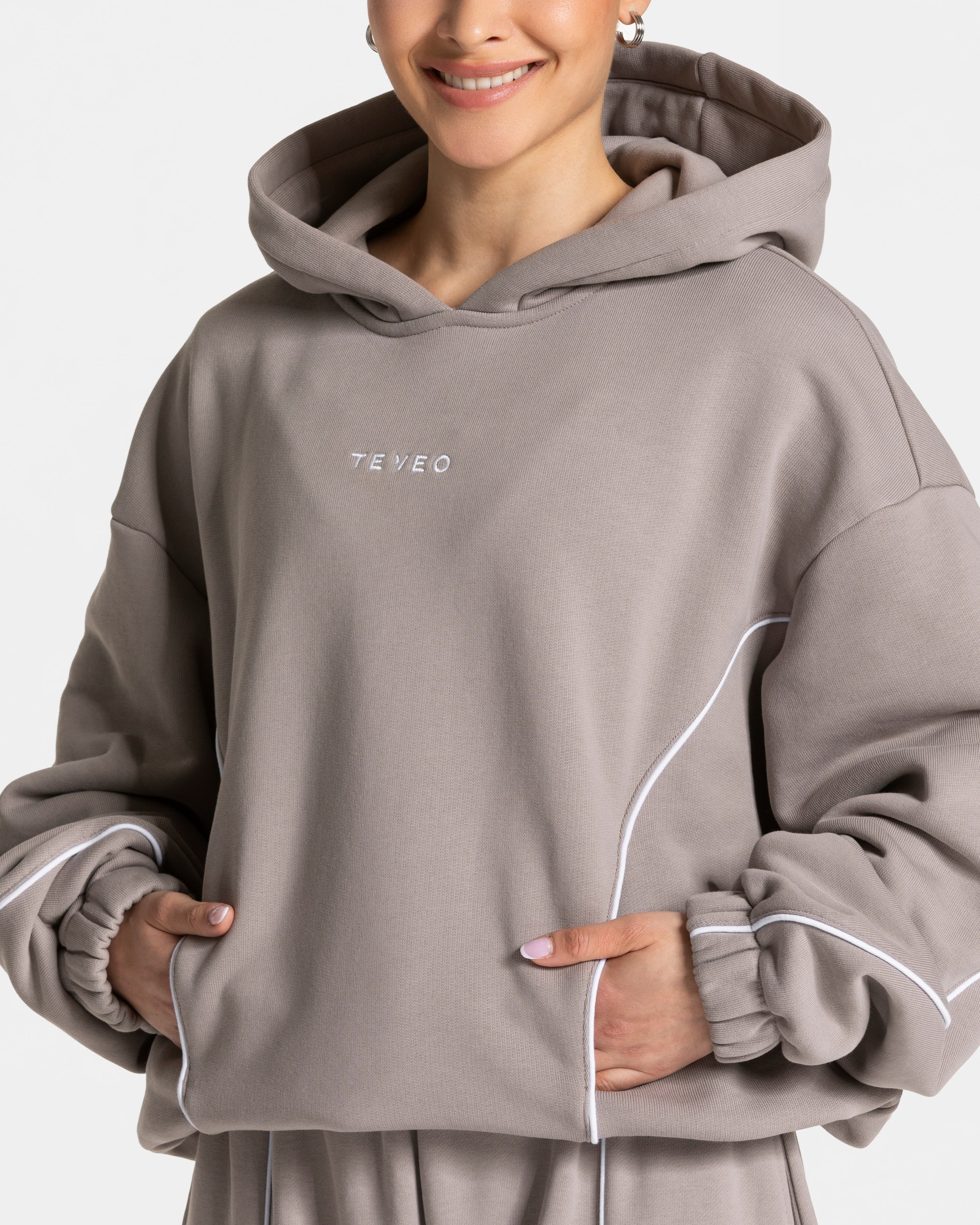 Contrastline Hooded Sweater "Stone" - Image 4