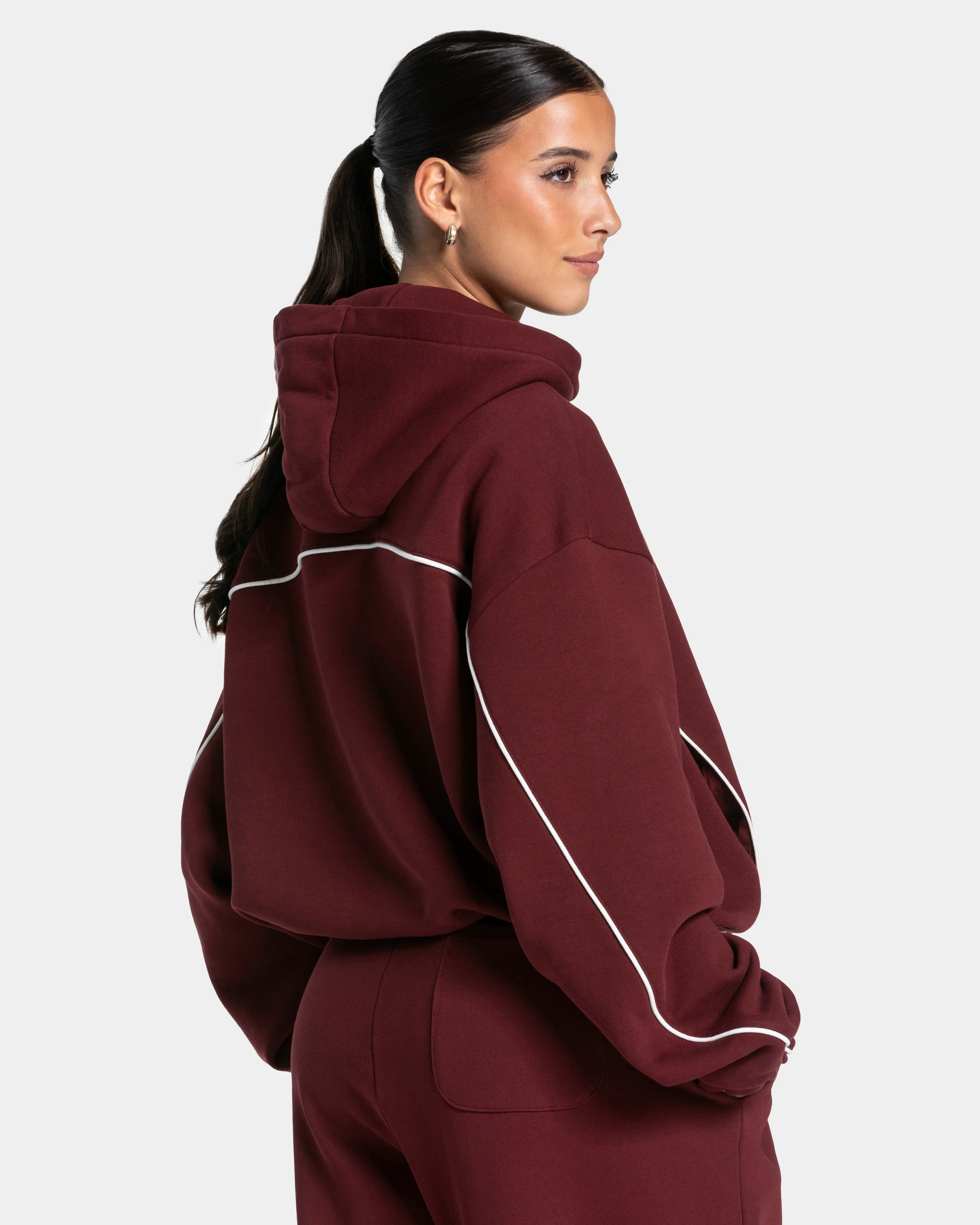 Contrastline Hooded Sweater "Weinrot" - Image 2