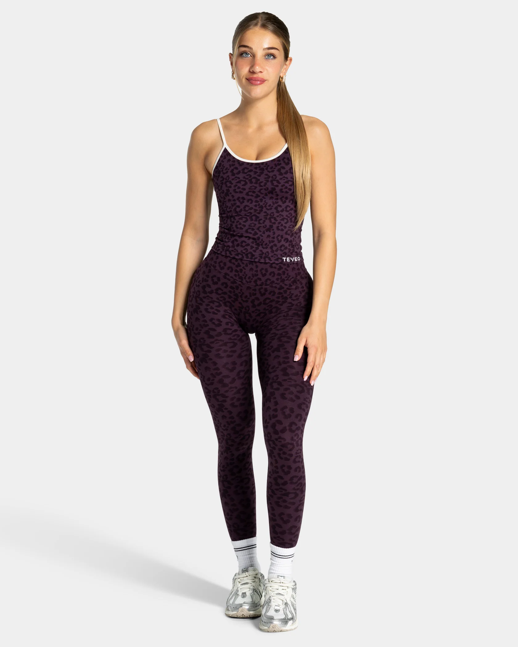 Contrastline Leggings "Leo Blackberry" - Image 3