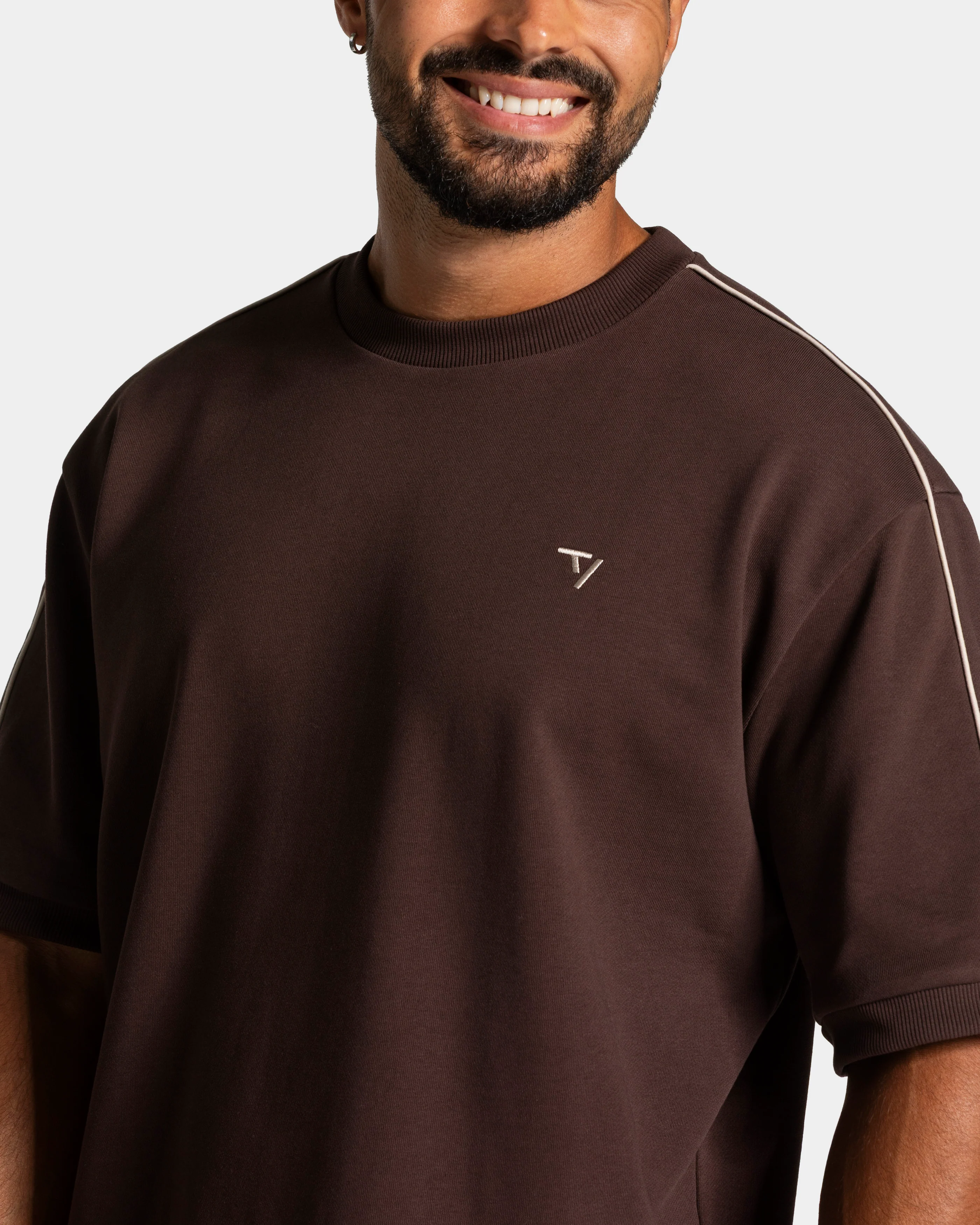 Contrastline Oversized T-Shirt "Espresso" - Image 4