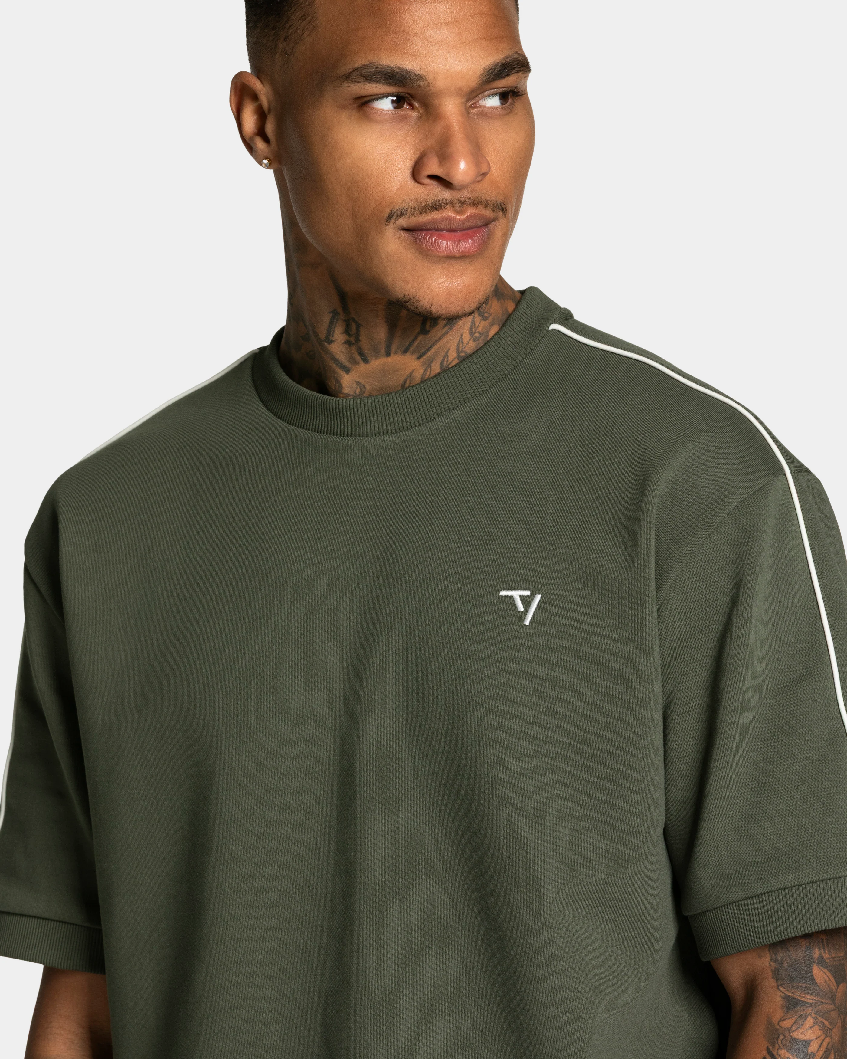 Contrastline Oversized T-Shirt "Khaki" - Image 4