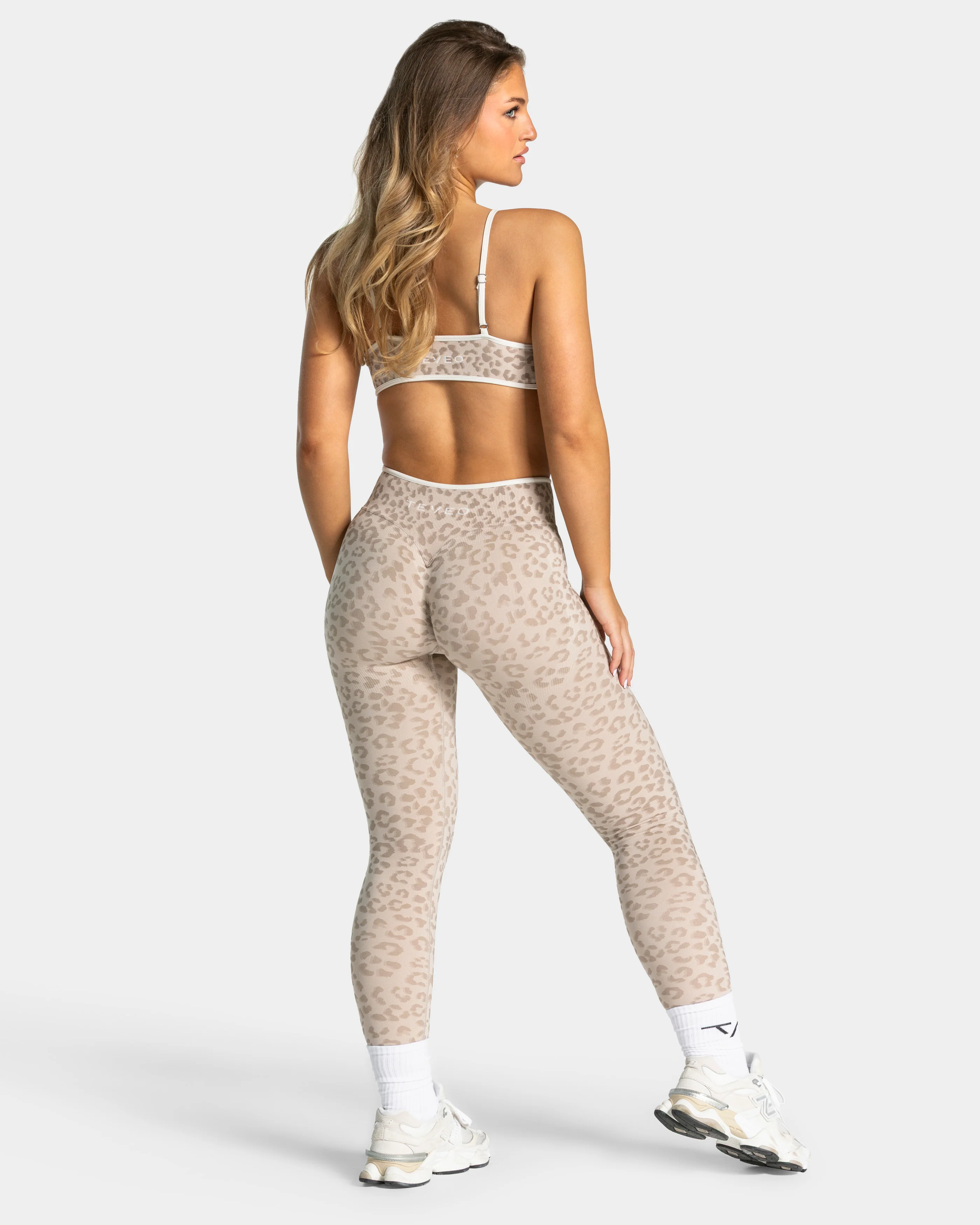 Contrastline Sculpt Scrunch Leggings "Leo Cream" - Image 3