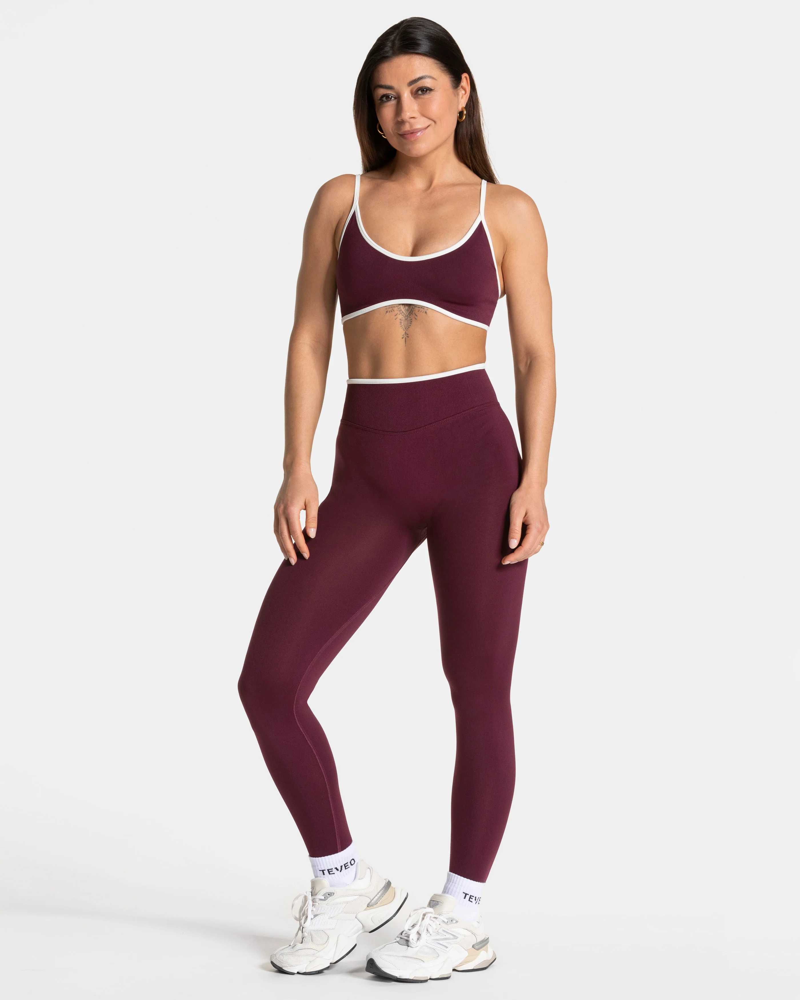 Contrastline Sculpt Scrunch Leggings "Pflaume" - Image 3