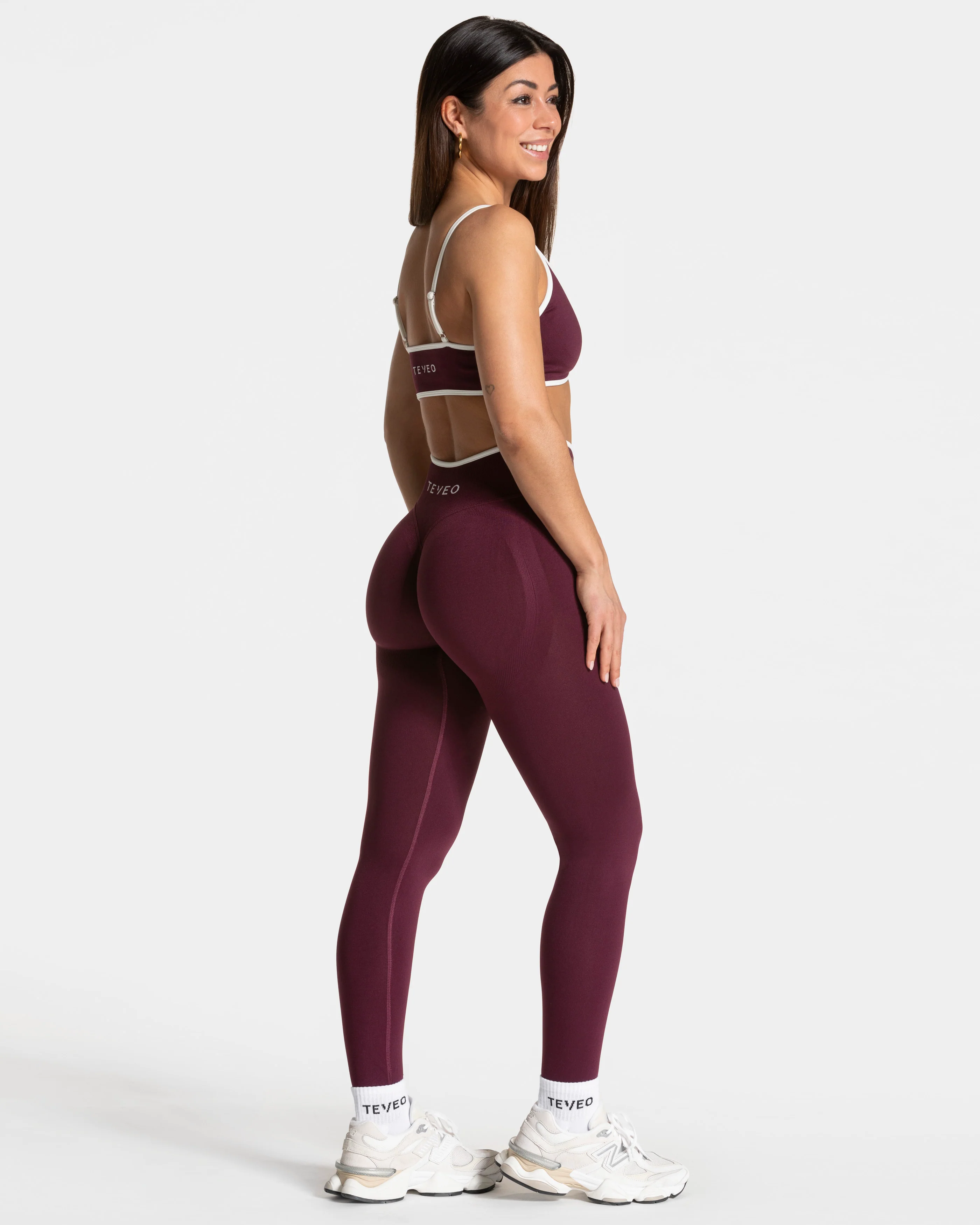 Contrastline Sculpt Scrunch Leggings "Pflaume" - Image 5