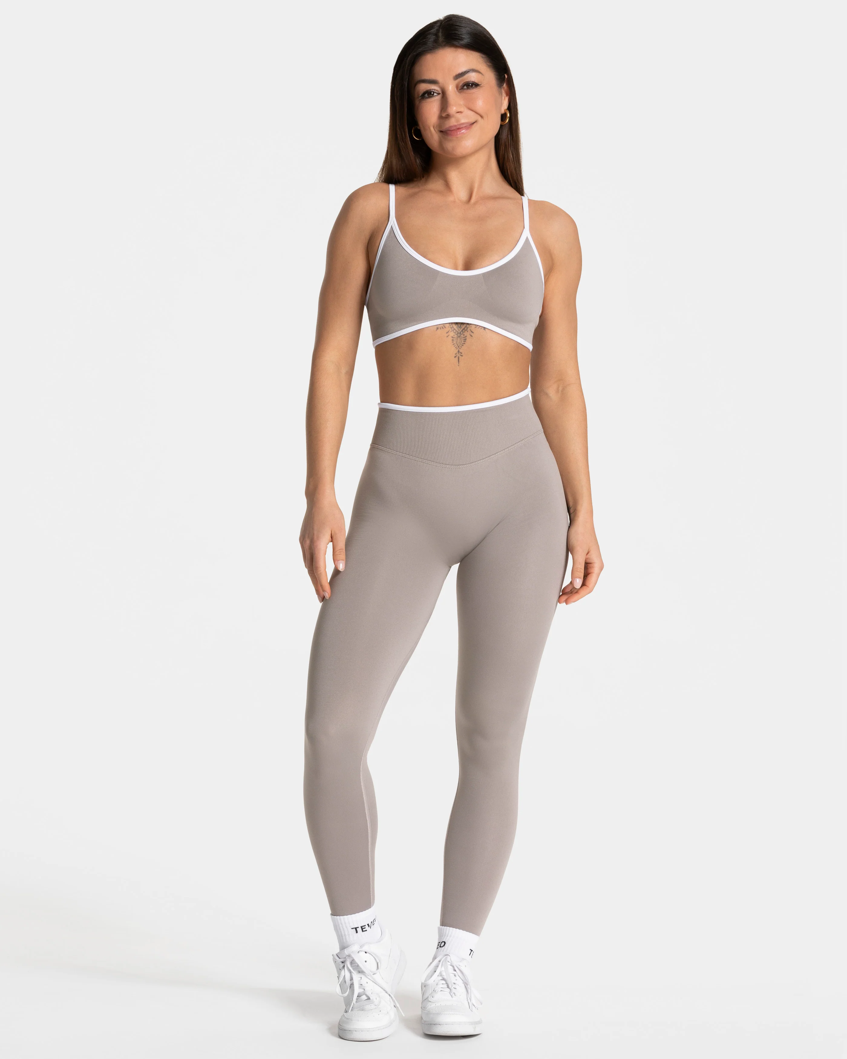 Contrastline Sculpt Scrunch Leggings "Stone" - Image 3