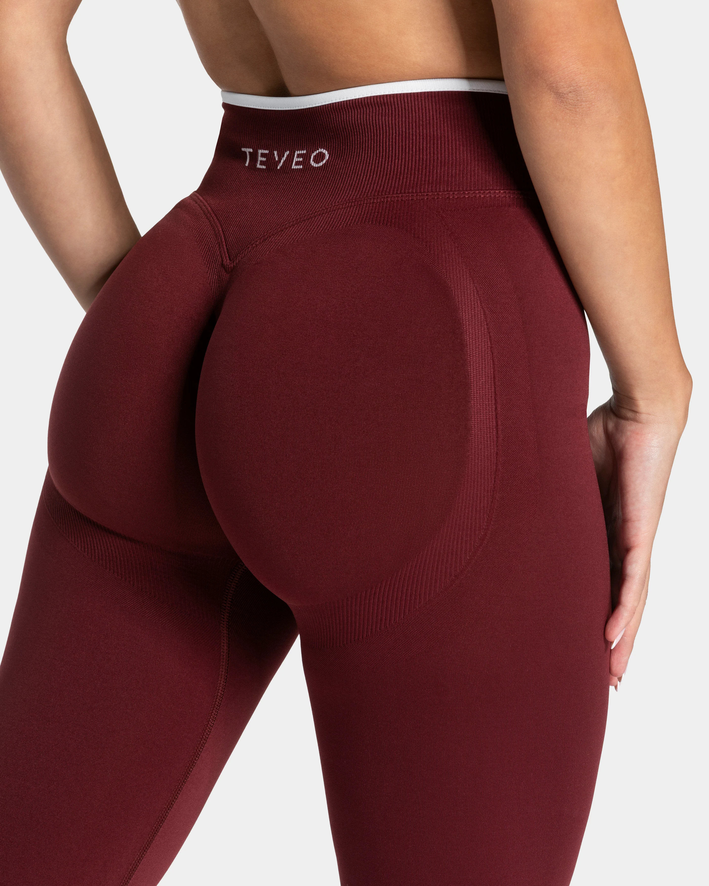 Contrastline Sculpt Scrunch Leggings "Weinrot" - Image 4