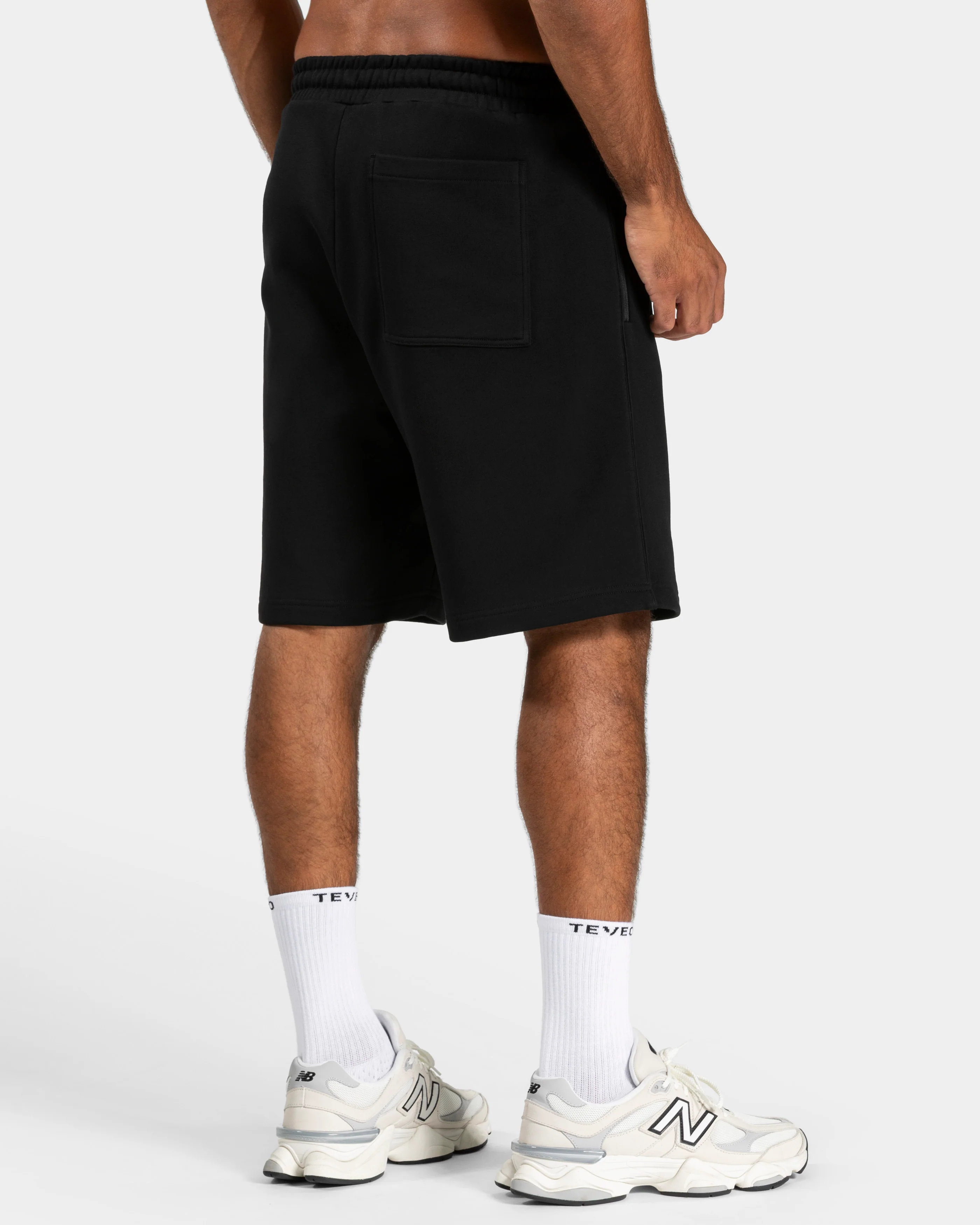 Contrastline Shorts "Schwarz" - Image 2