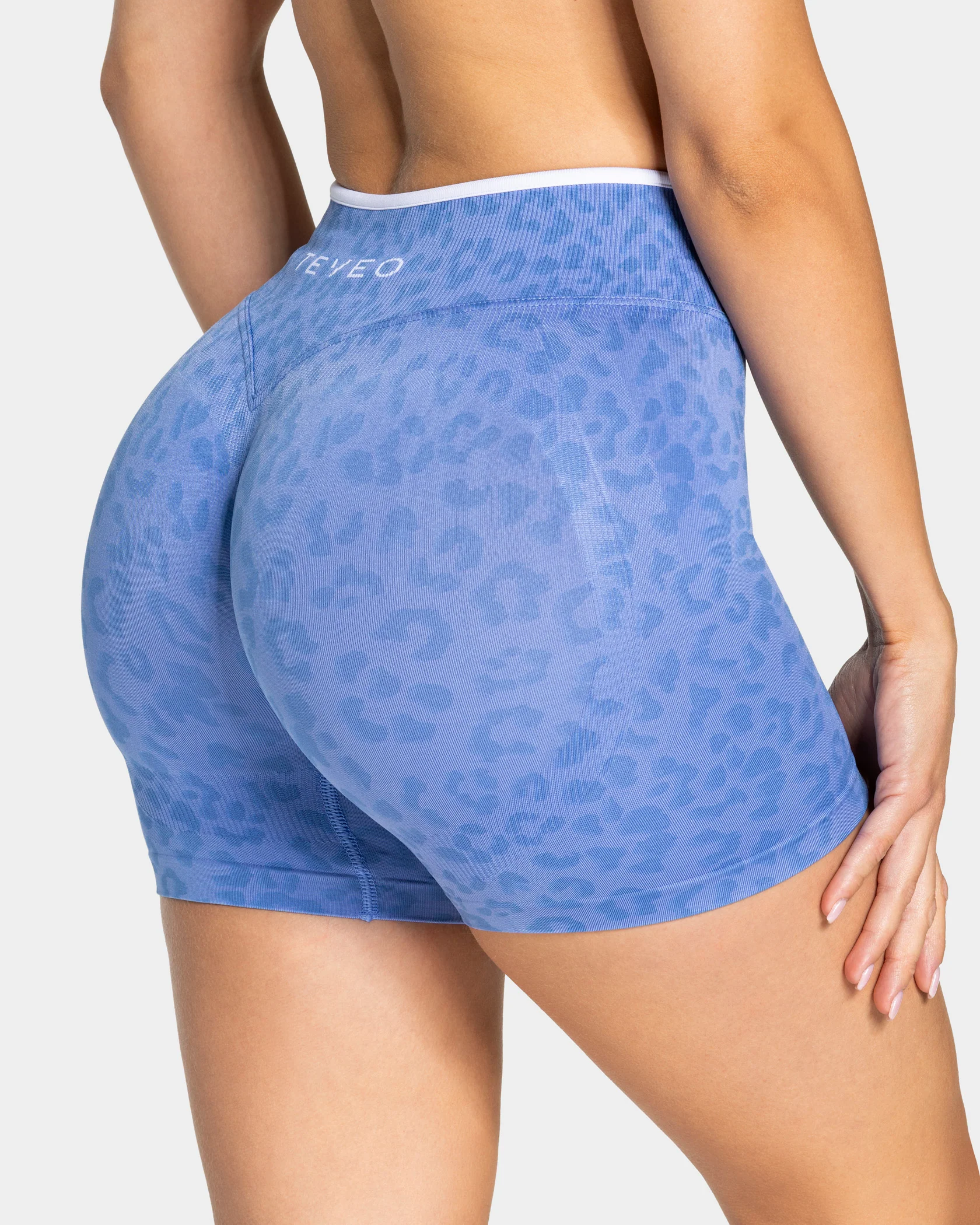 Contrastline Shorts "Leo Azure" - Image 4