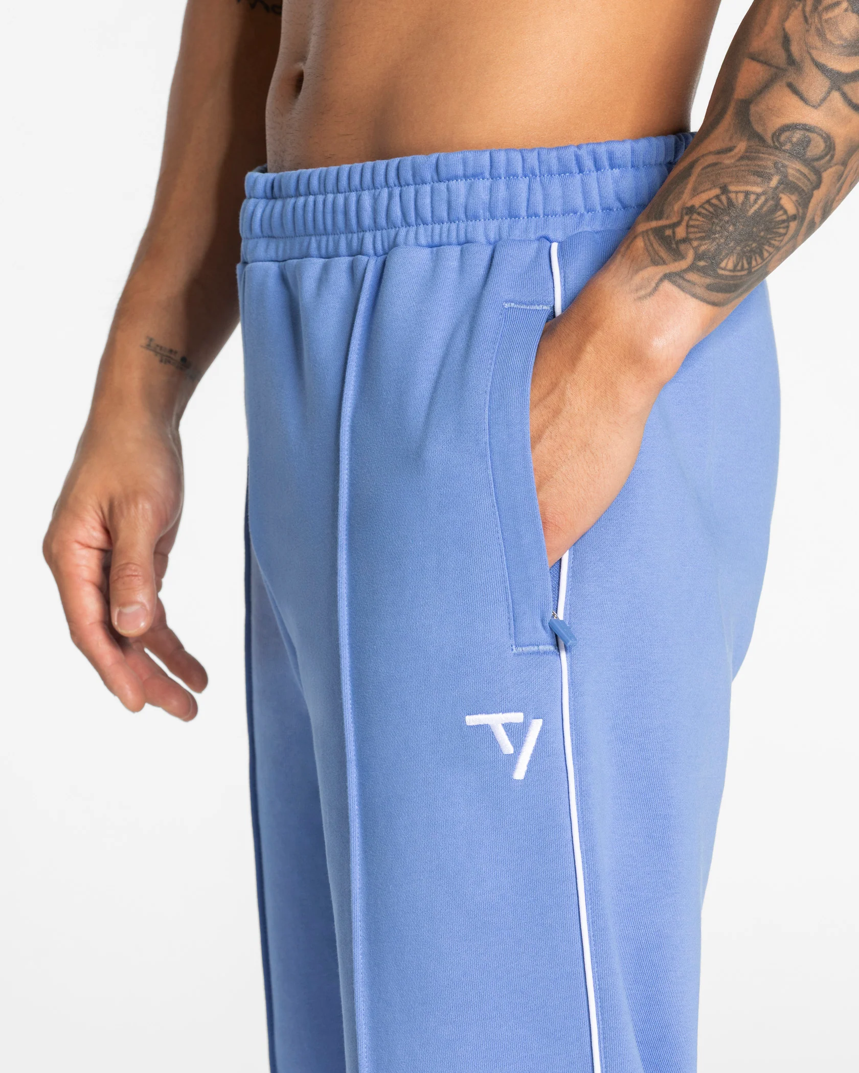 Contrastline Straight Leg Jogger "Azure" - Image 4