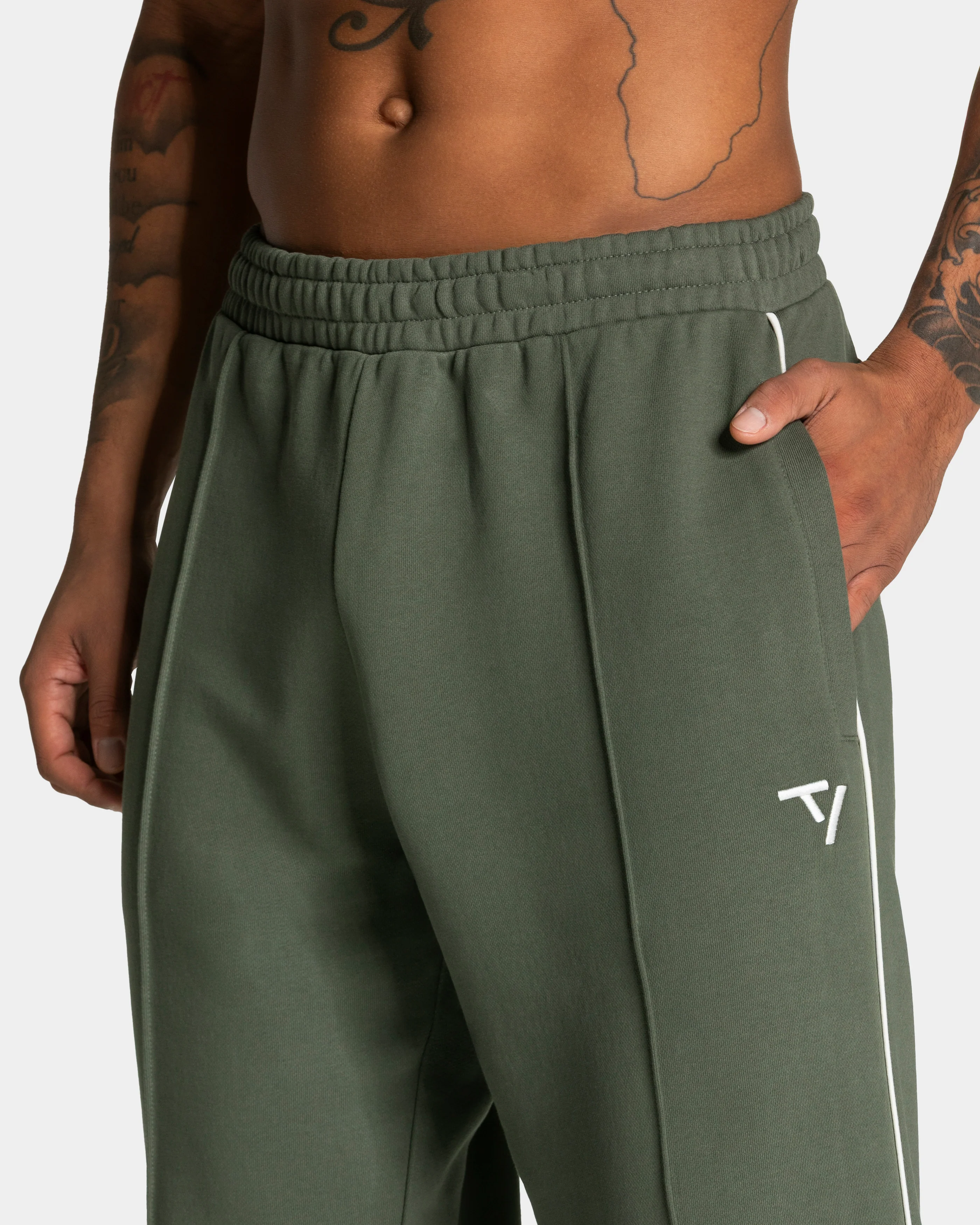 Contrastline Straight Leg Jogger "Khaki" - Image 4