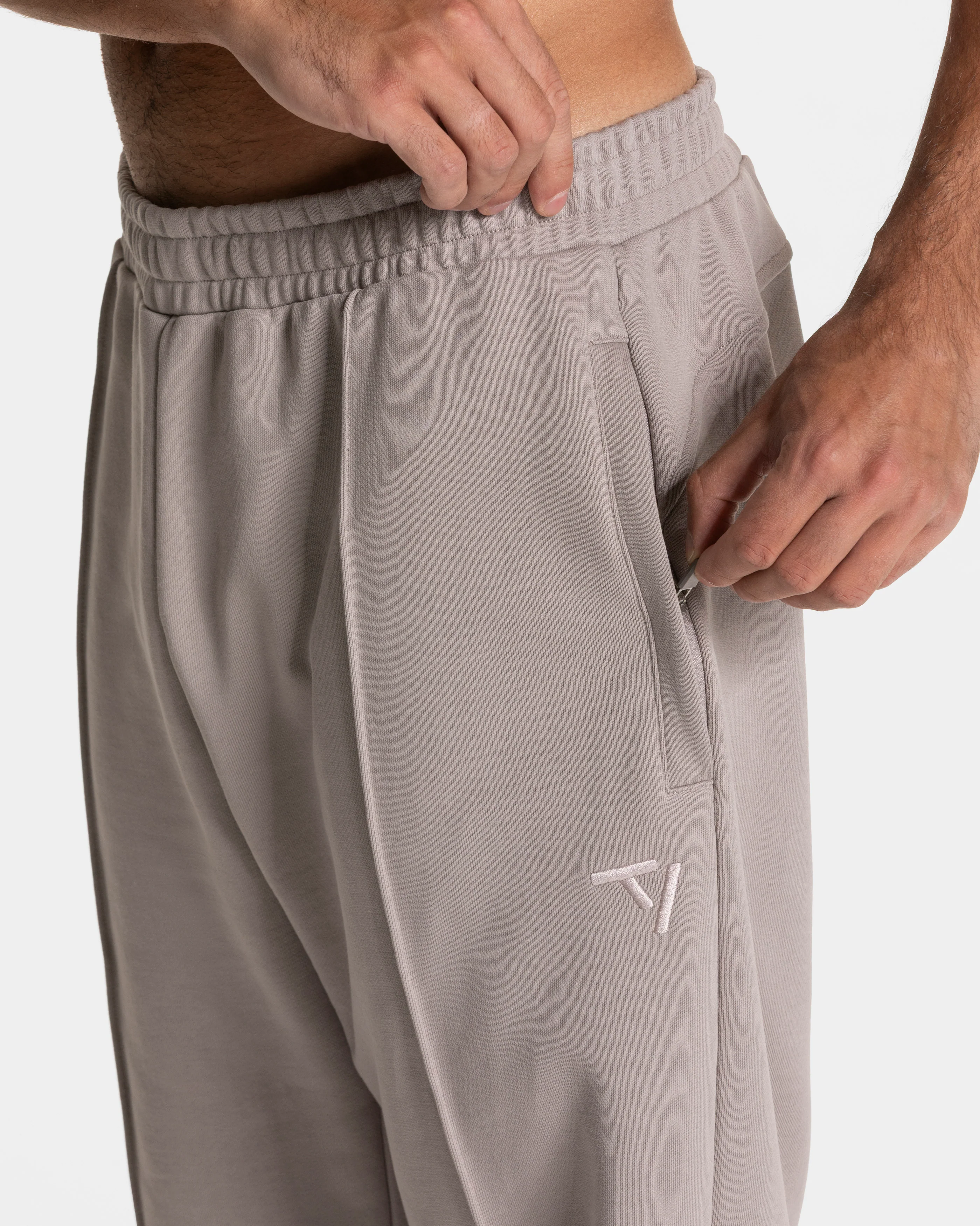 Contrastline Straight Leg Jogger "Stone" - Image 4